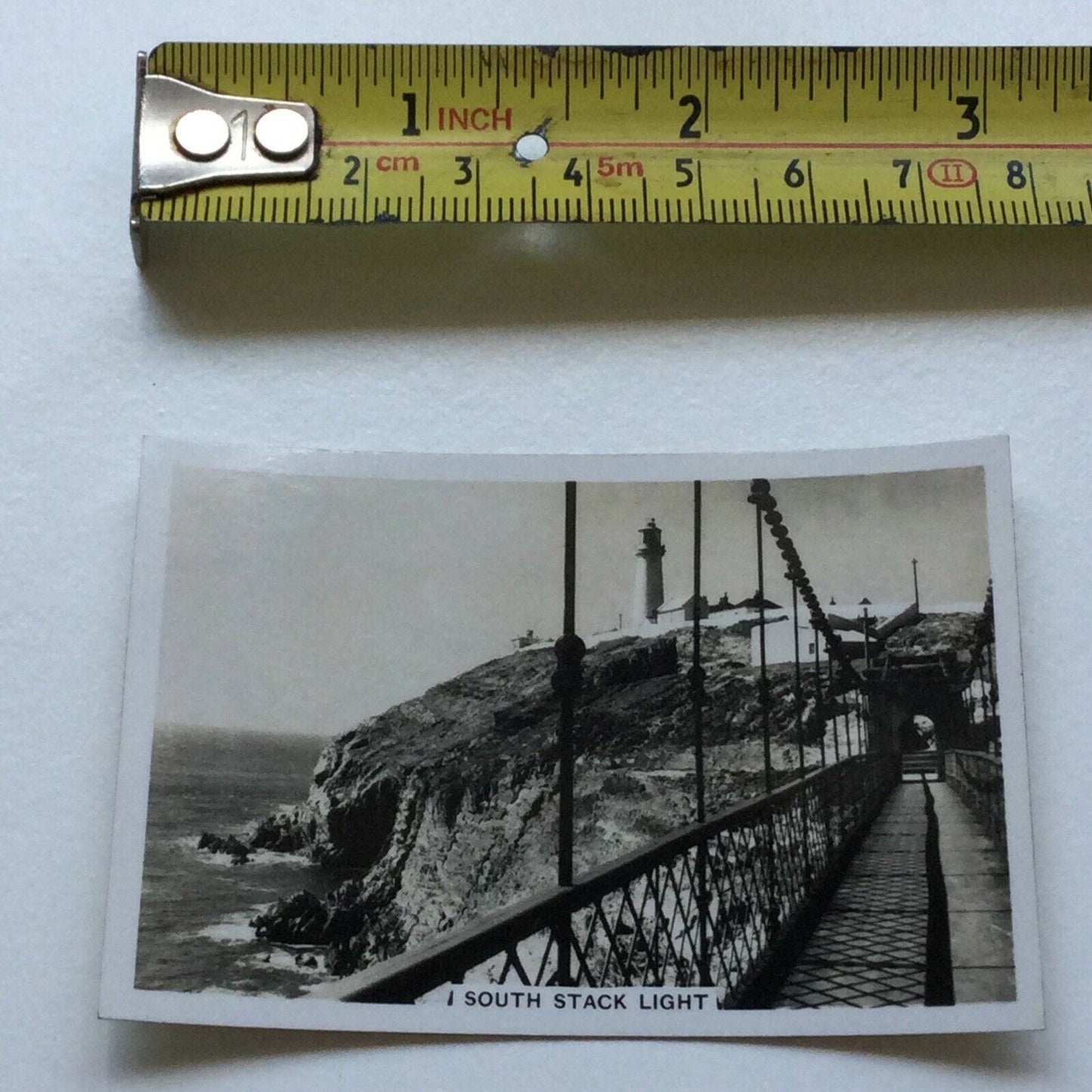Vintage Cigarette Card - 1939 1930s - Senior Service - COASTWISE - No. 11 - SOUTH STACK LIGHT - lighthouse