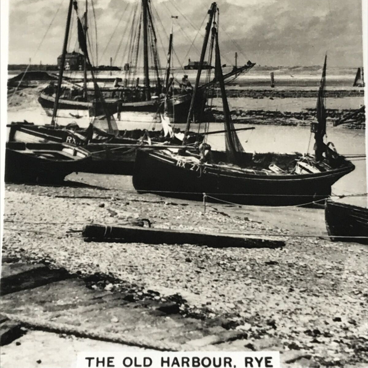 Vintage 1939 Senior Service Cigarette Card 'Coastwise' Series - No. 24 The Old Harbour, Rye.