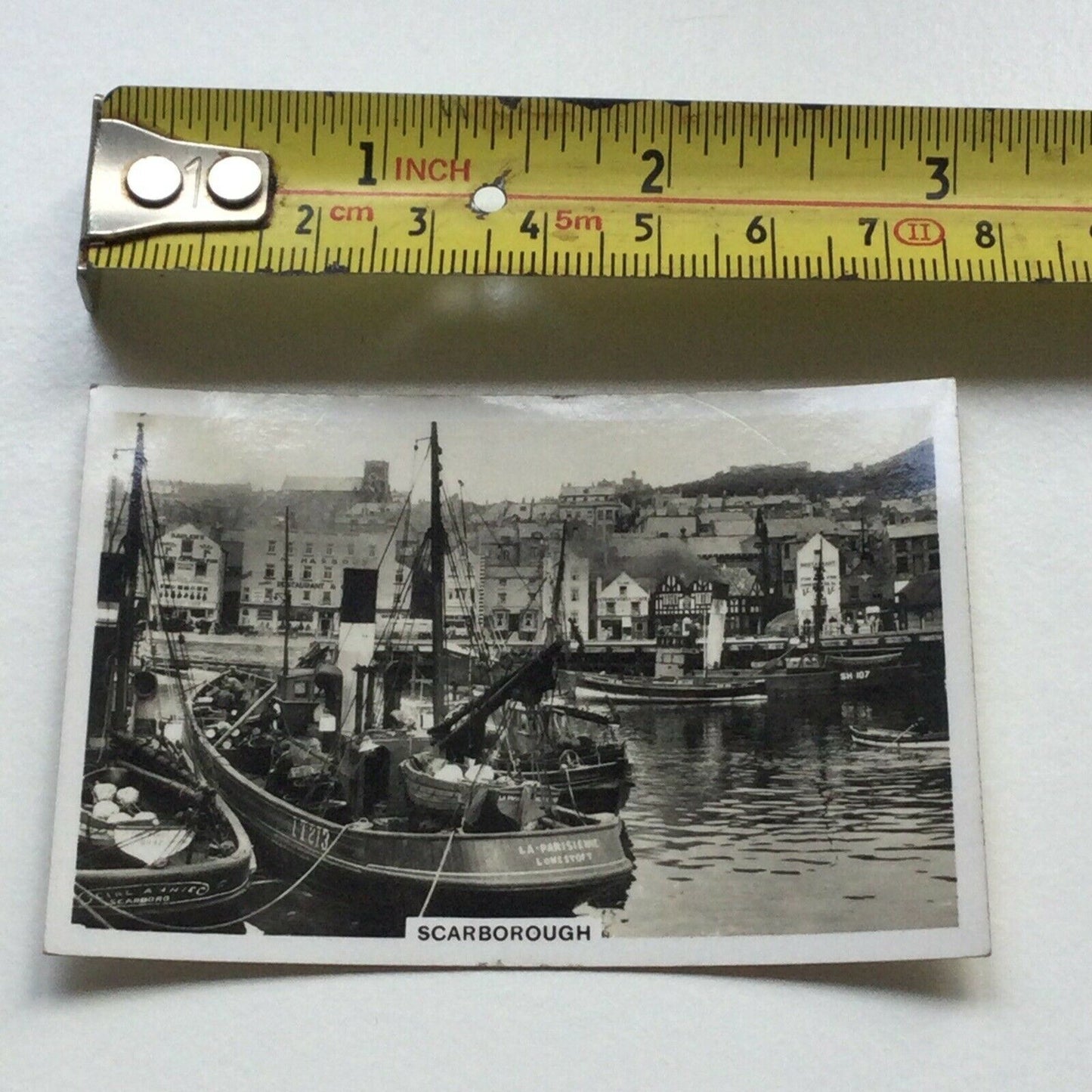 Vintage Senior Service Cigarette Card 1939 Coastwise - No. 47 Scarborough - harbour scene