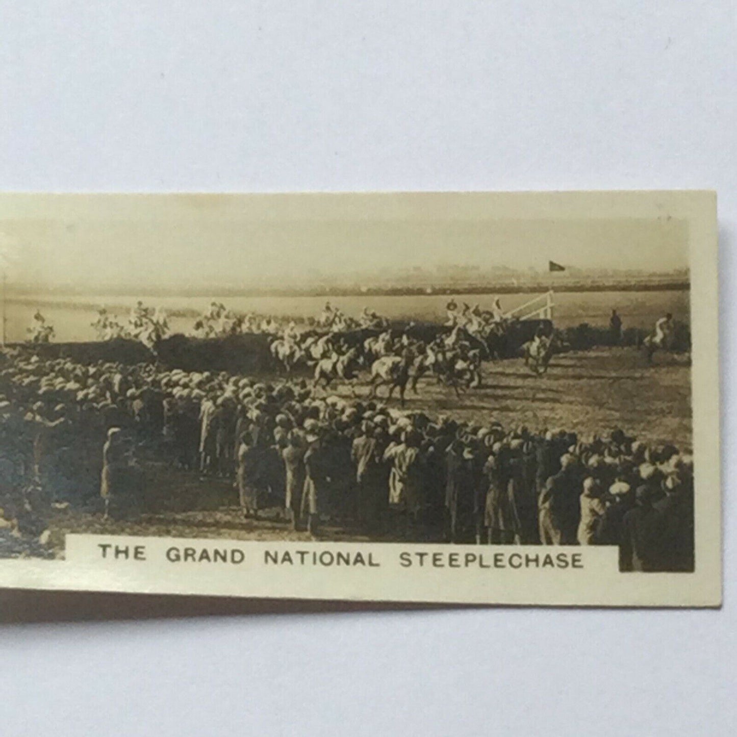 GRAND NATIONAL STEEPLECHASE Lambert & Butler Cigarette Card Real Photo #25/50