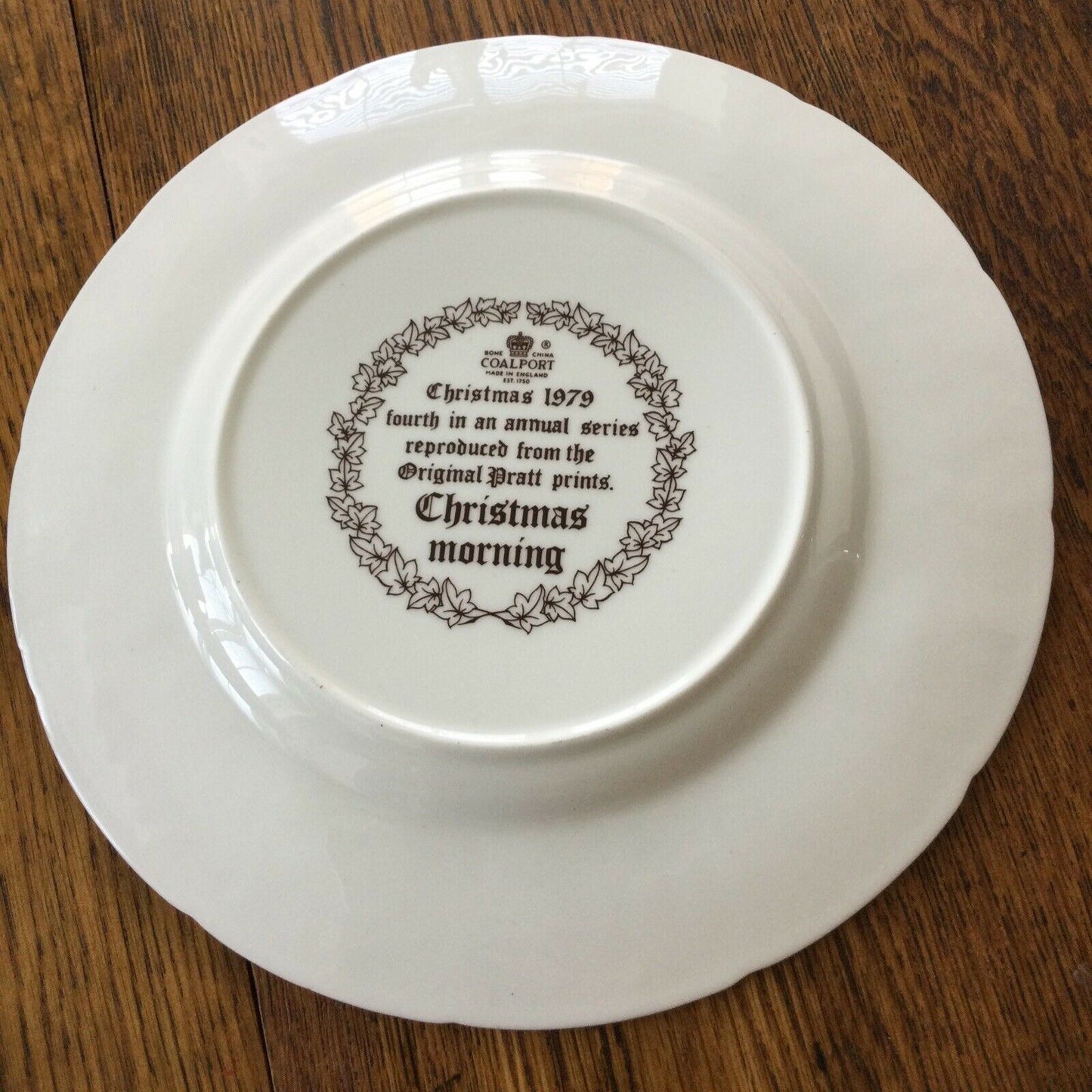 1979 Coalport Collectable Christmas Plate 1970s ‘Christmas Morning’ Image Pratt Print