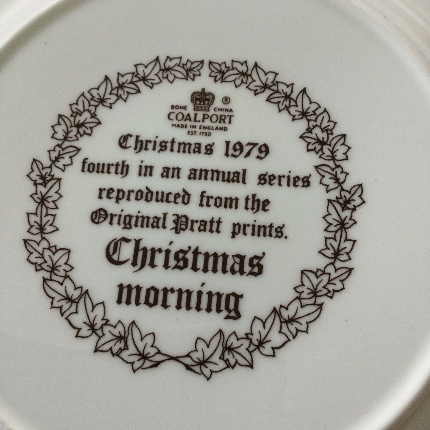 1979 Coalport Collectable Christmas Plate 1970s ‘Christmas Morning’ Image Pratt Print
