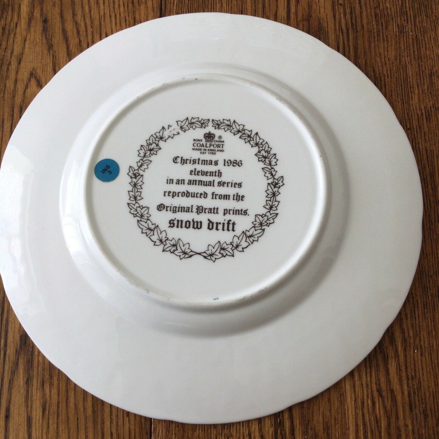 Coalport Collectable Christmas Plate 1986 'Snow Drift' Image Pratt Print Sheep dog with sheep in snow