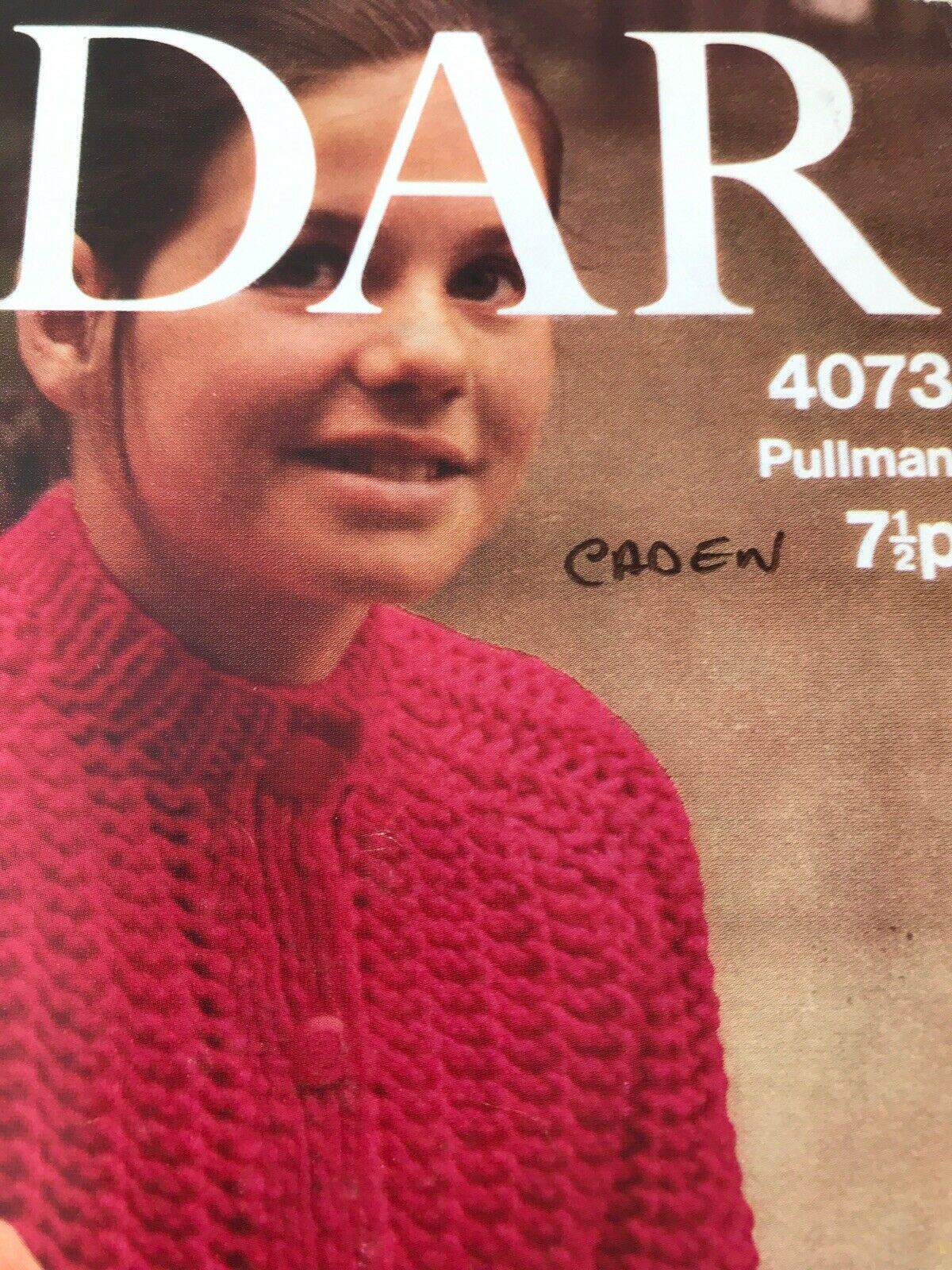 Vintage Knitting Pattern 1970s/80s Girls Raglan Sleeve Cardigan Sirdar 4073