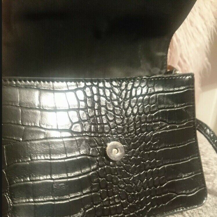 CROSSBODY CROC BAG. USED TWICE. VGC. Black With Brown And Gold Feature Chain.