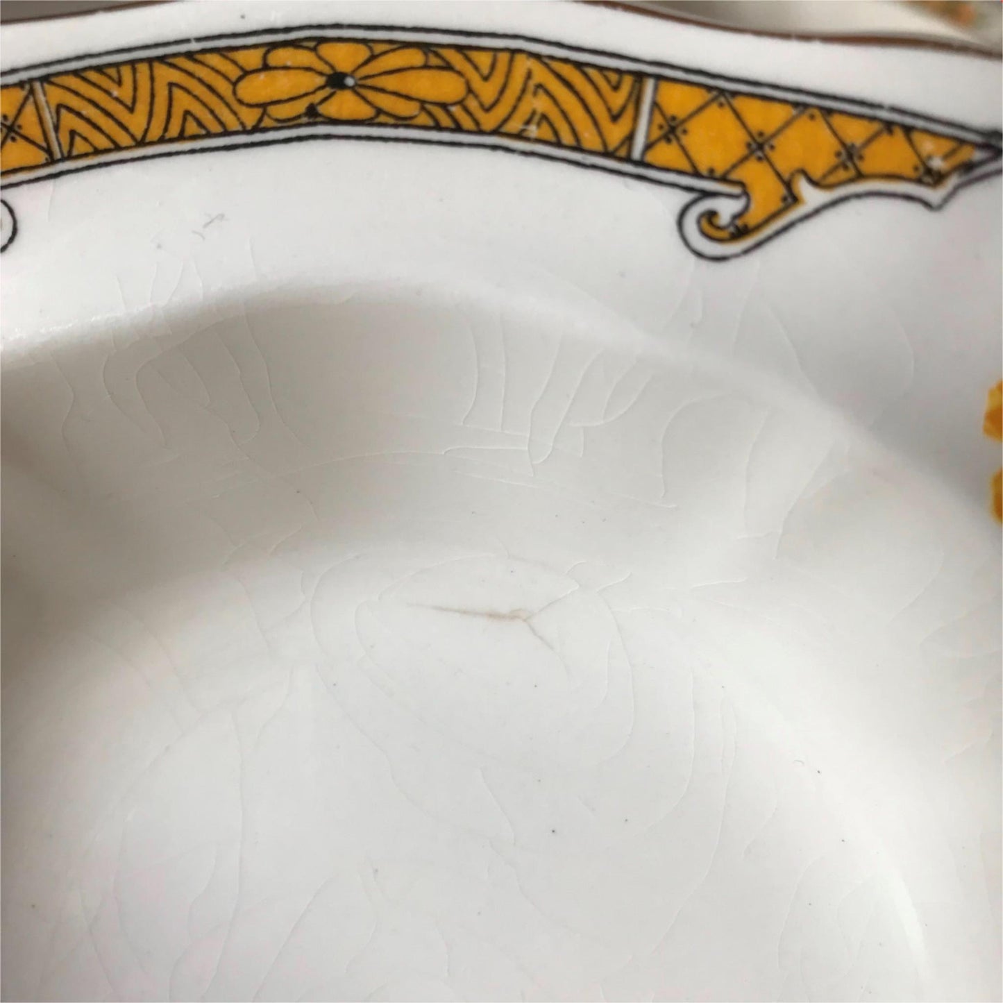 Vintage ALFRED MEAKIN Harmony shape Art Deco dessert bowls x 6 Marigold design