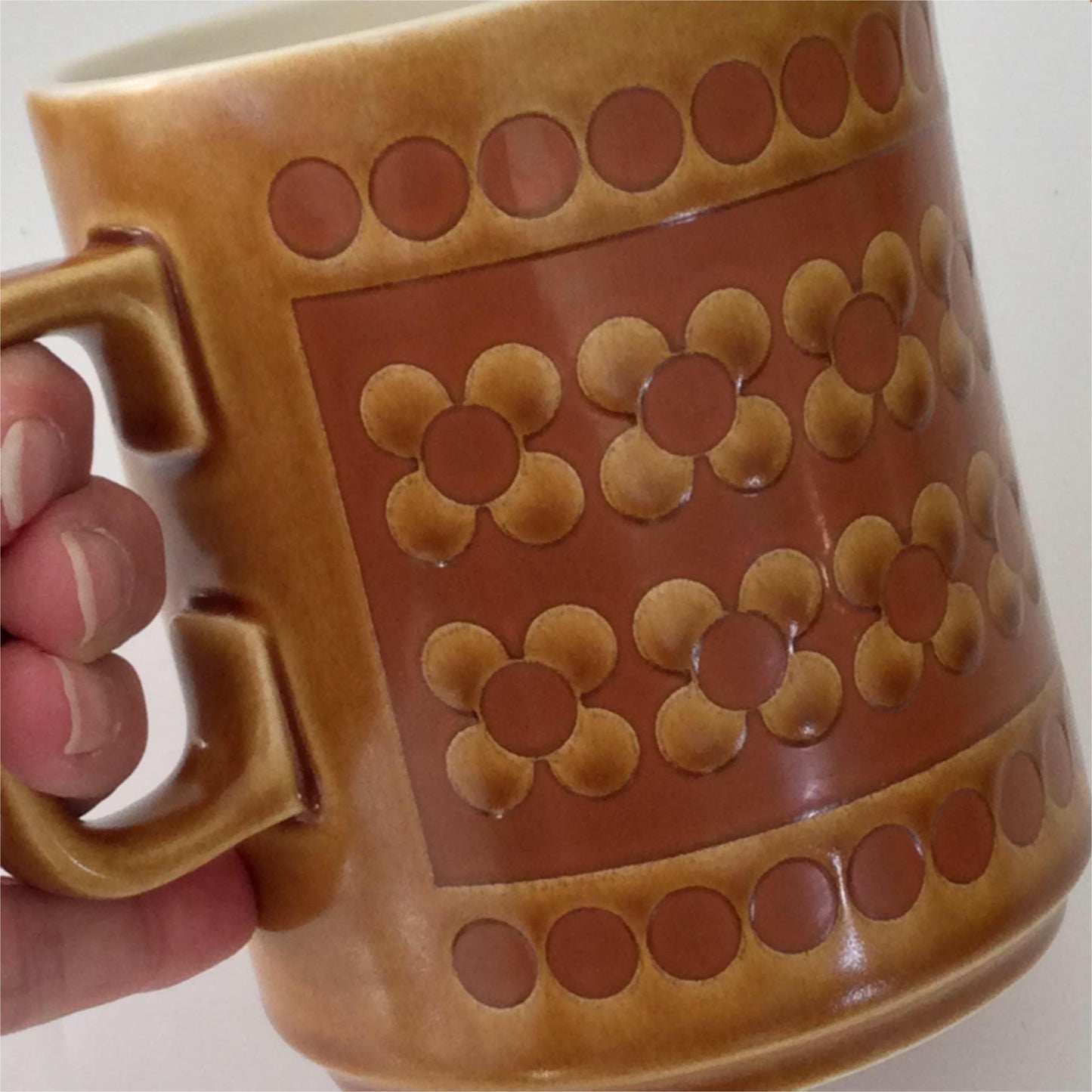 Hornsea Saffron 1970s Milk Jug - 12cm high - 1976 - Iconic 70s Design - Vintage Retro - Tan Brown