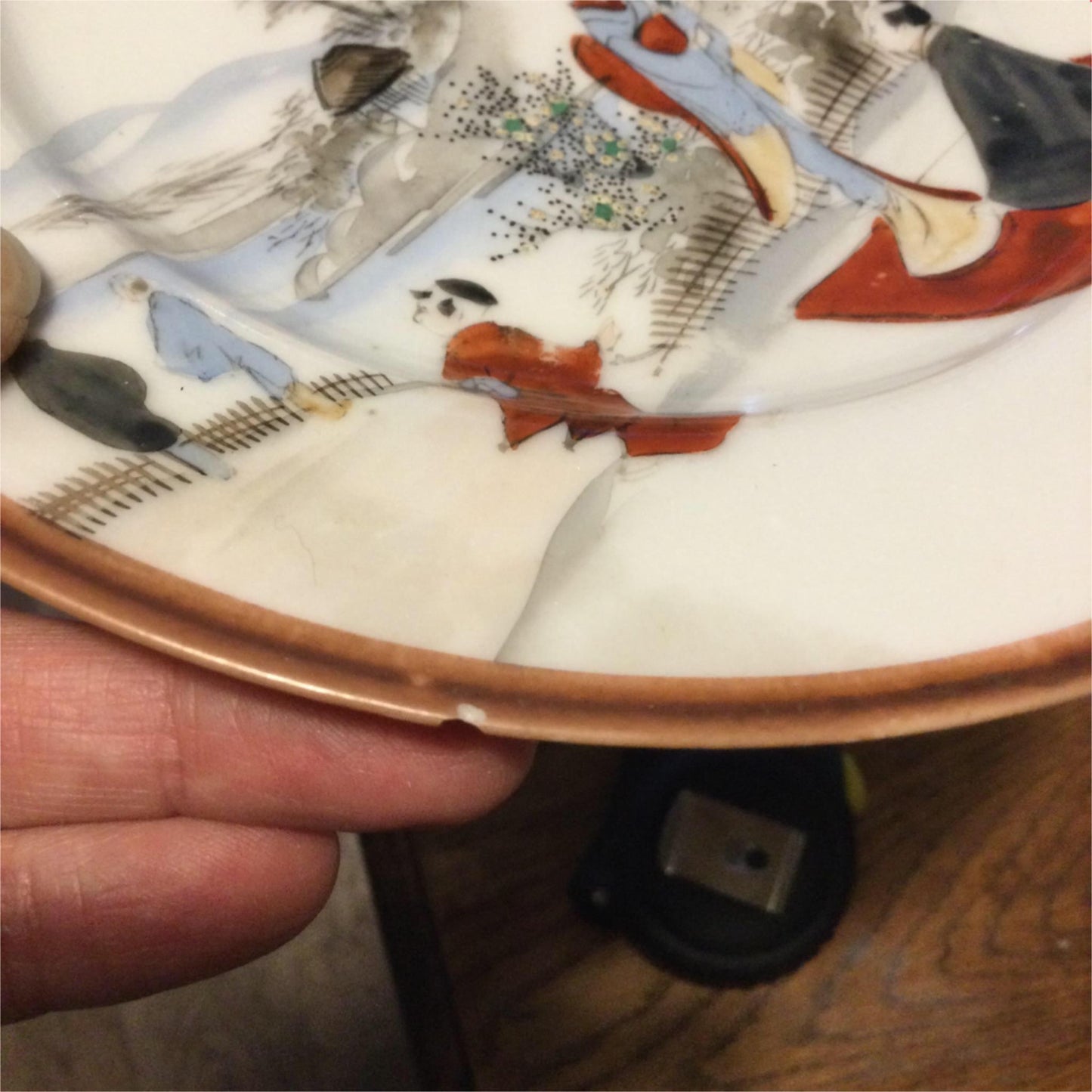 Set of 6 plates vintage Chinese Hand Painted Scene 18.5 cm figures blossom