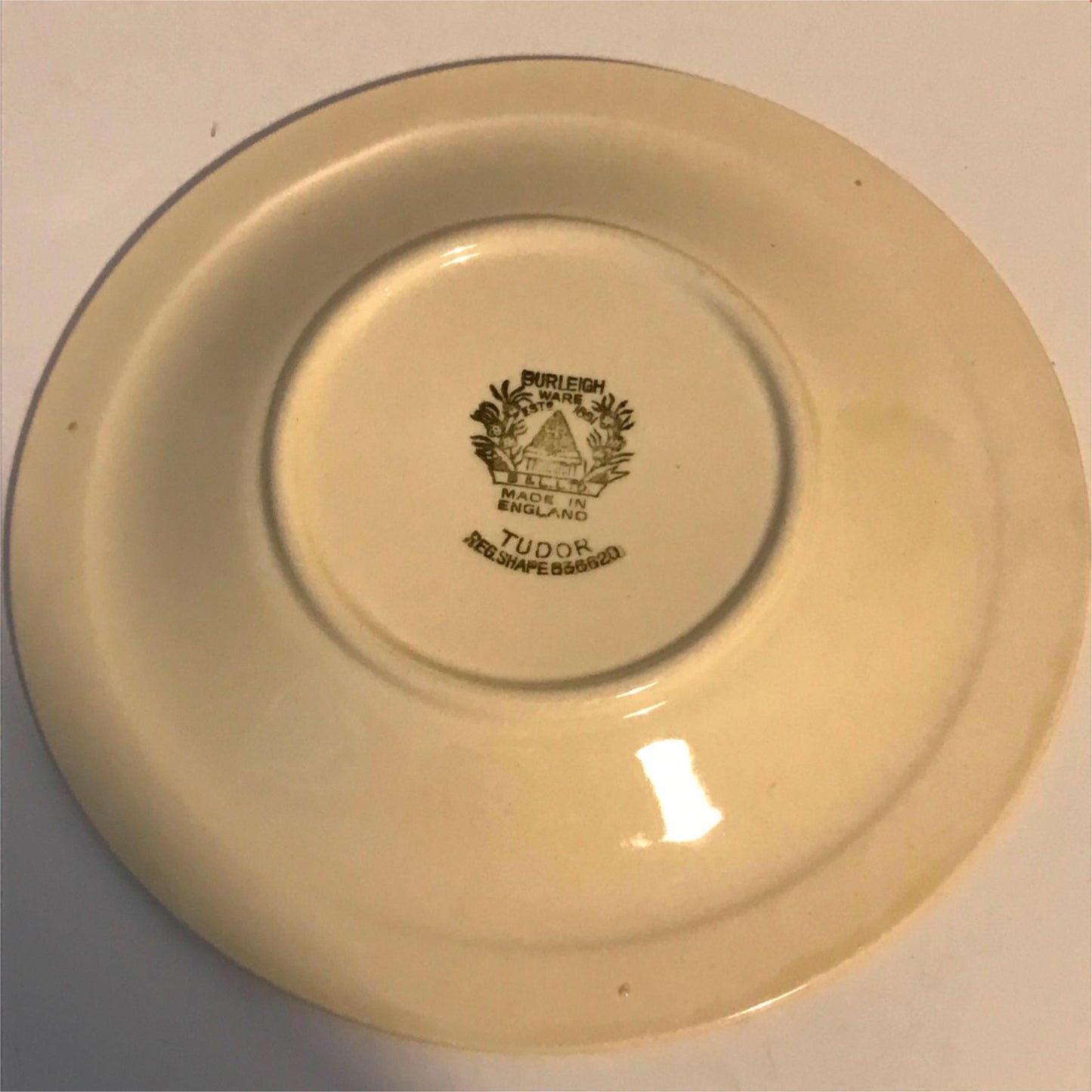 VINTAGE 1930s BURLEIGH WARE 'TUDOR' Spare Saucer. 17.4 m diameter. Green band. For soup bowl etc
