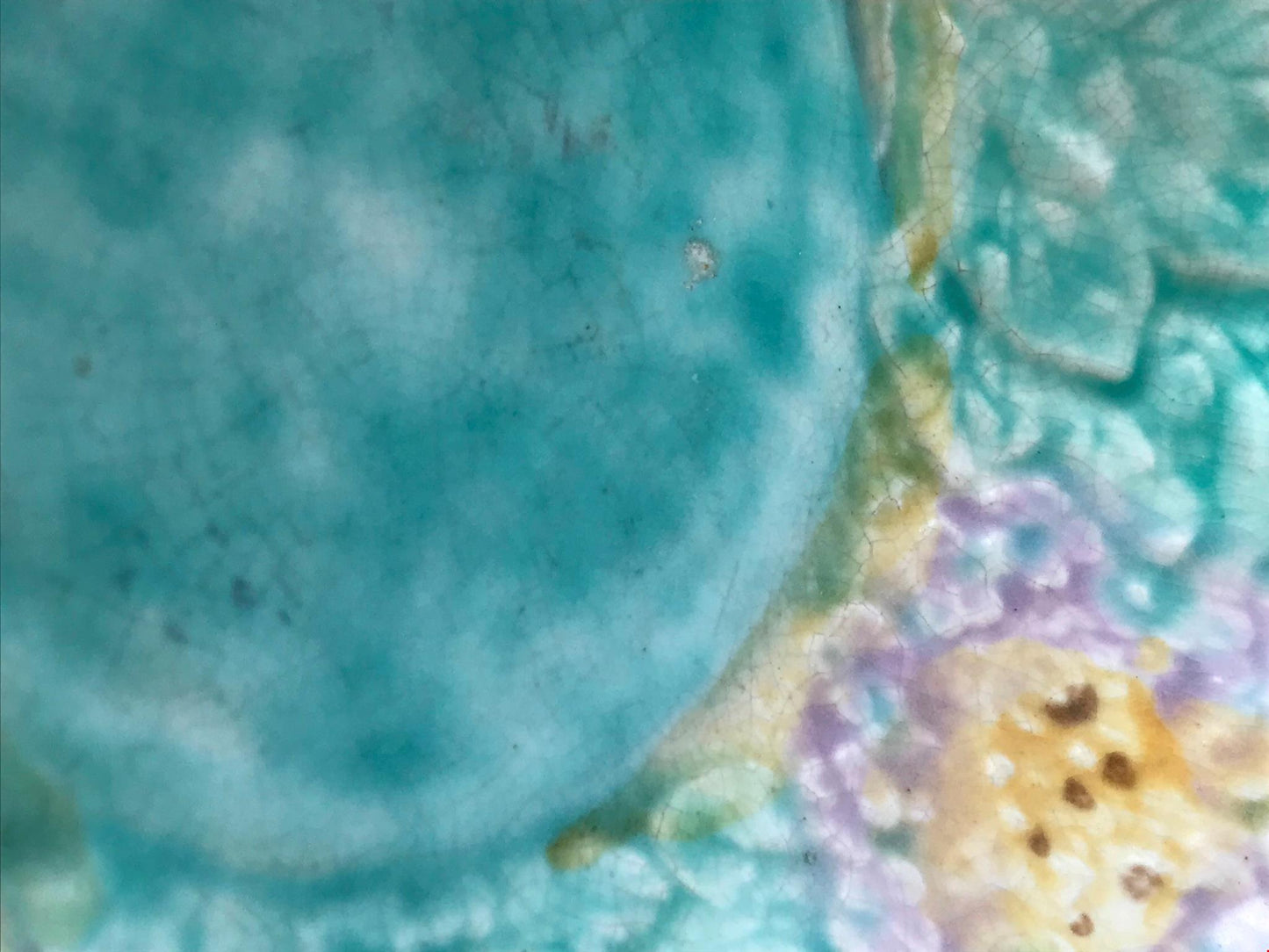 1930s/1950s Vintage Shallow textured bowl / dish Avon Ware Pastel colours floral Kitsch. Green.