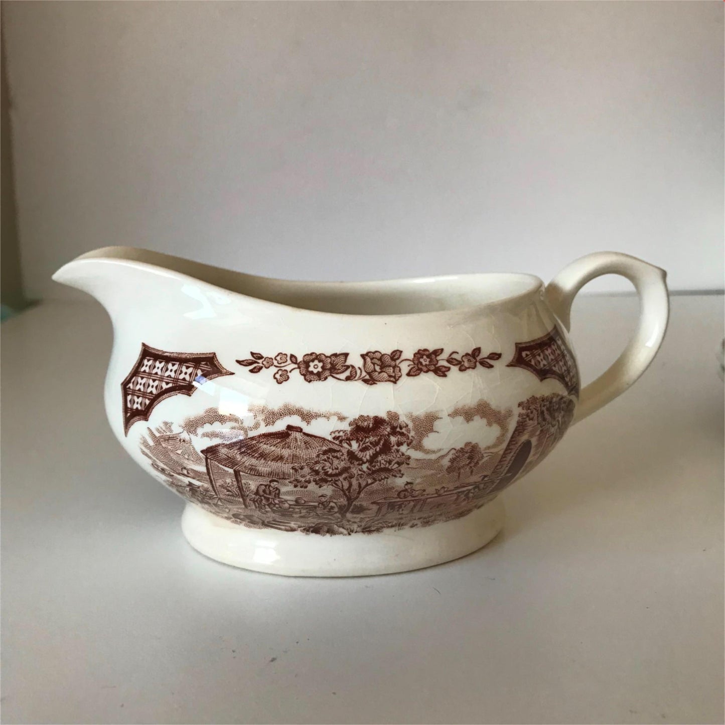 Alfred Meakin retro 1970s Gravy Boat Sauce Jug Fair Winds brown China & America