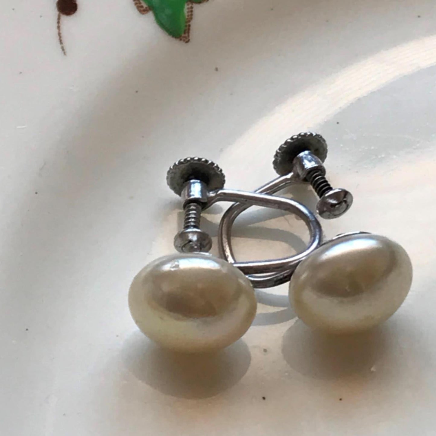 Vintage Sterling Silver Simulated Pearl Button Stud Earrings - Screw back classic non-pierced / clip on