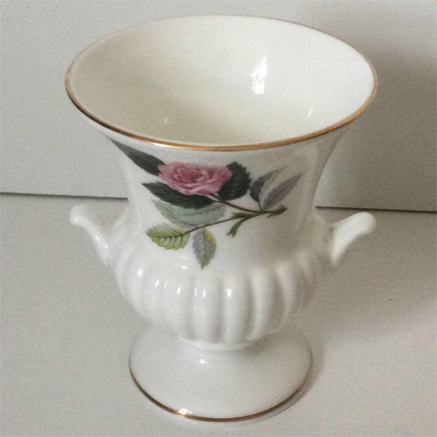 Vintage Wedgwood HATHAWAY ROSE Small Urn / Posy Vase - Bone China - Classic Shape - Pink Rose Design