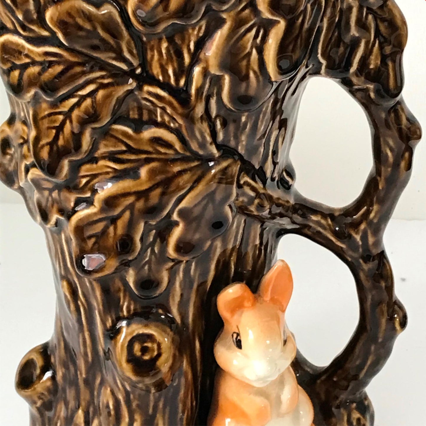 Vintage Sylvac No. 4842 cute bunny rabbit by oak tree trunk vase jug 23cm high