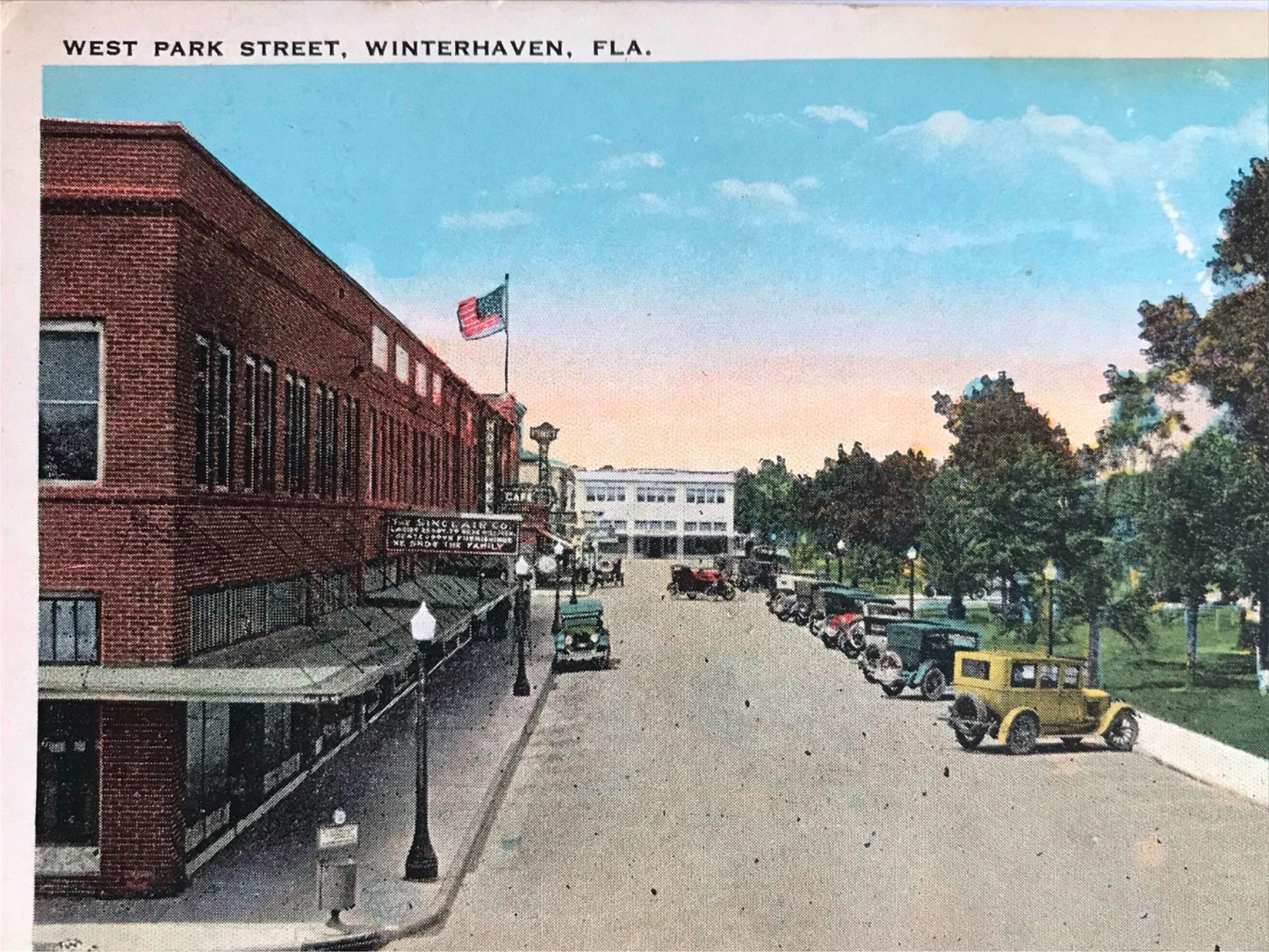 Vintage postcard WEST PARK STREET WINTERHAVEN FLORIDA 1920s? Chain o lakes park