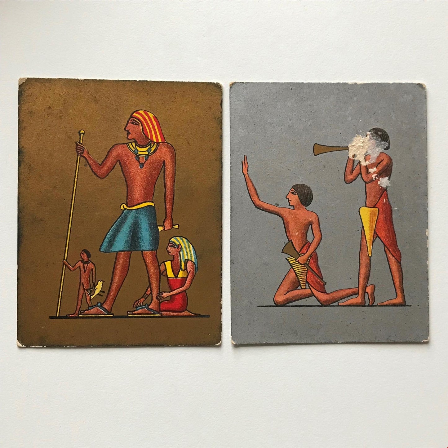 2 x ANCIENT EGYPT Cigarette cards Cavanders nos. 17 21 portrait of Thyi & Trumpe