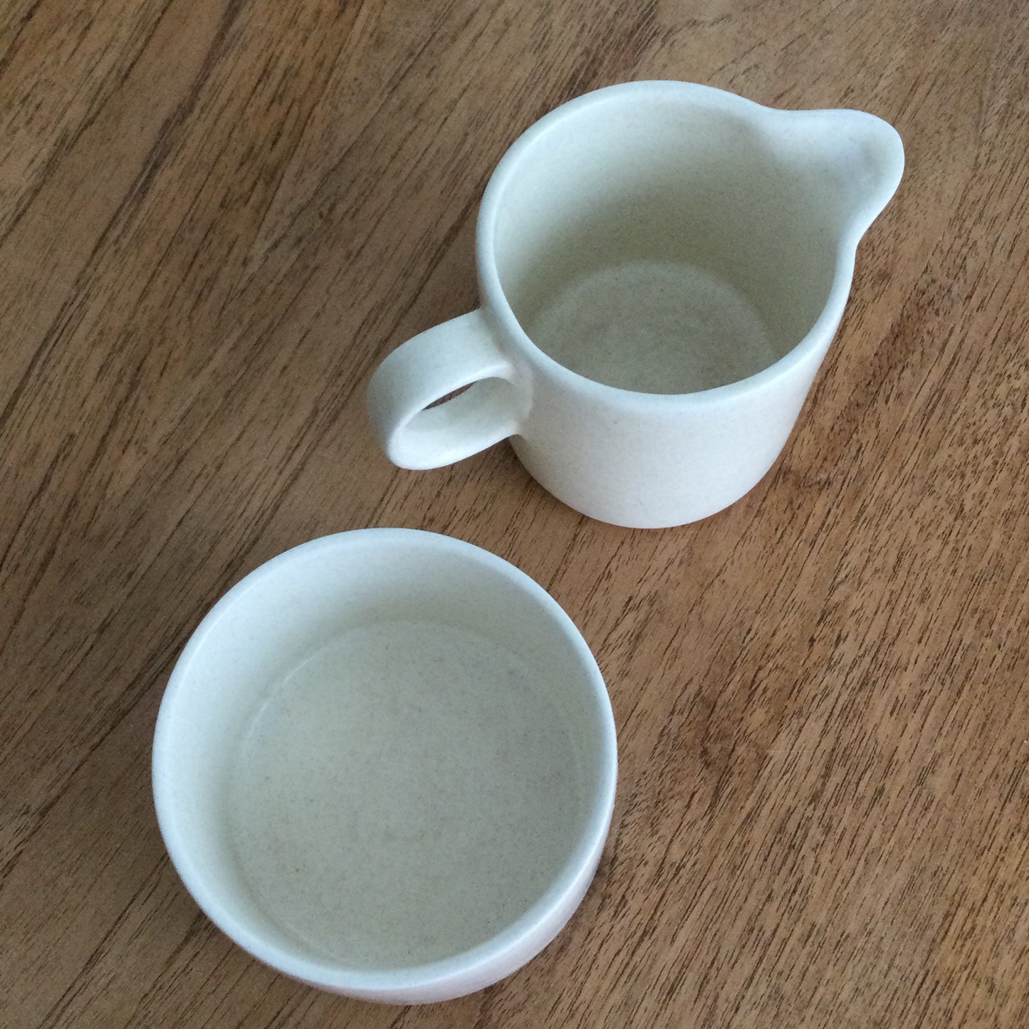 Vintage Barratts Of Staffordshire Creamer / Milk Jug And Sugar Bowl Beige Retro 70s Boho