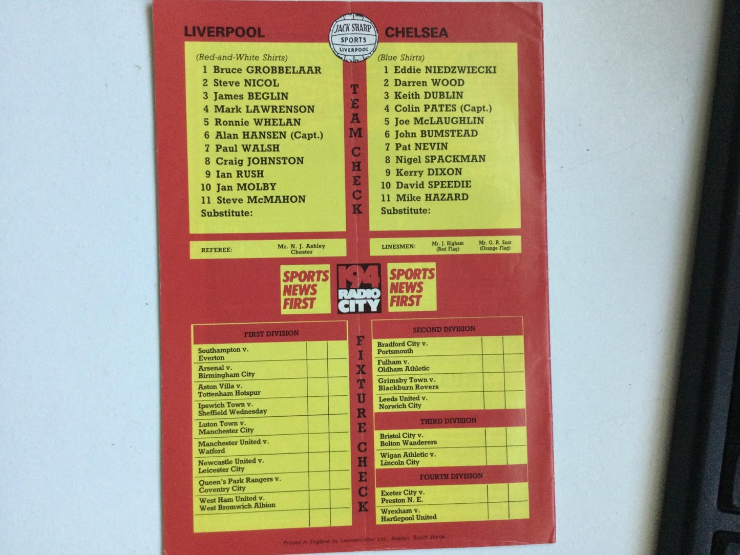 Vintage LIVERPOOL football programme NOV 1985 V CHELSEA Grobbelaar Nicol Beglin