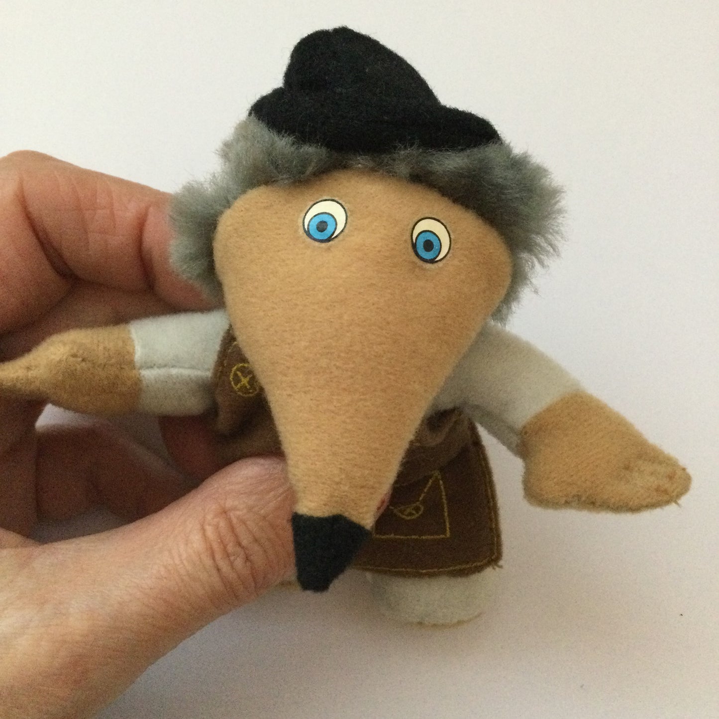 McDonald’s collectible Womble toy 1999 TOBERMORY Plush soft toy Happy Meal