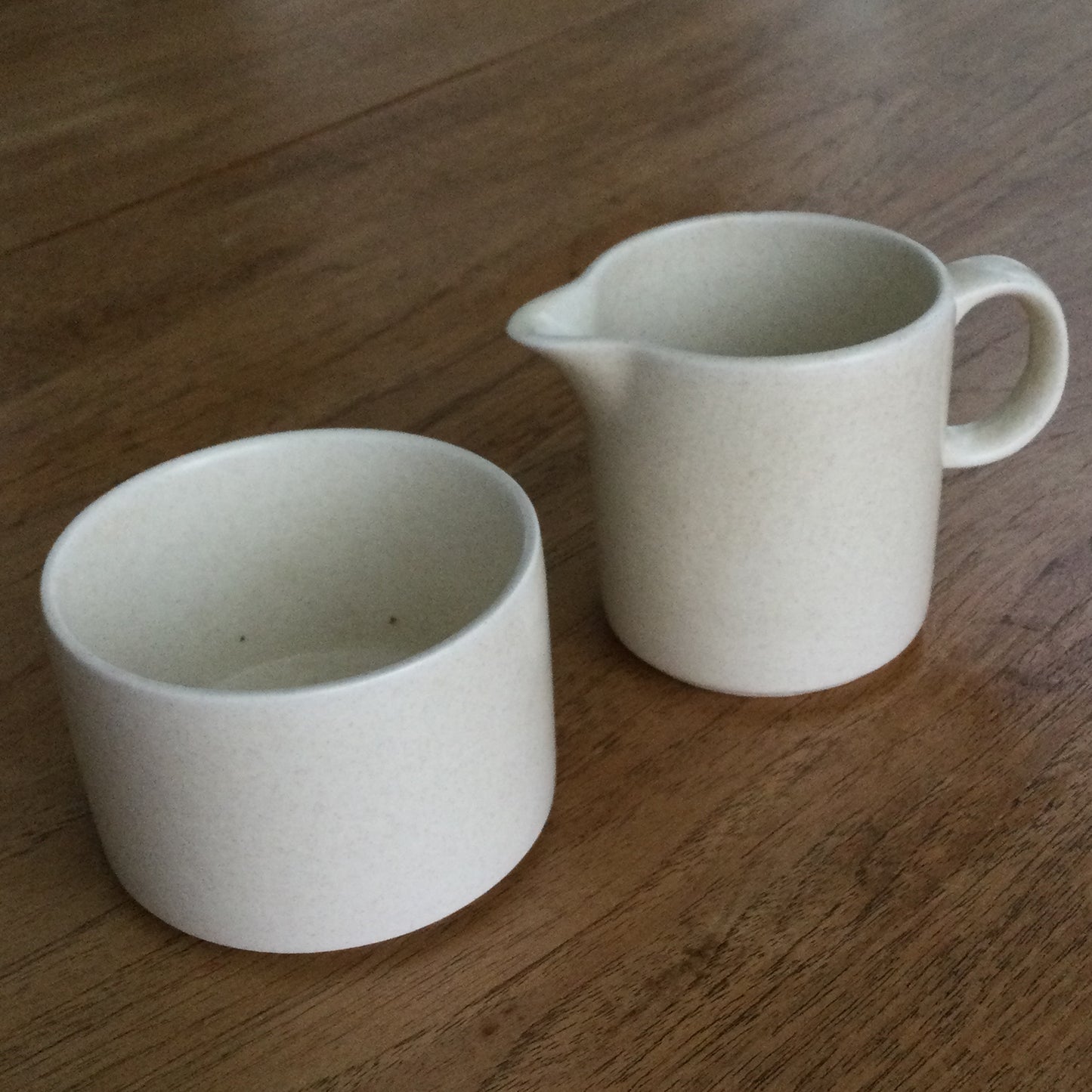 Vintage Barratts Of Staffordshire Creamer / Milk Jug And Sugar Bowl Beige Retro 70s Boho