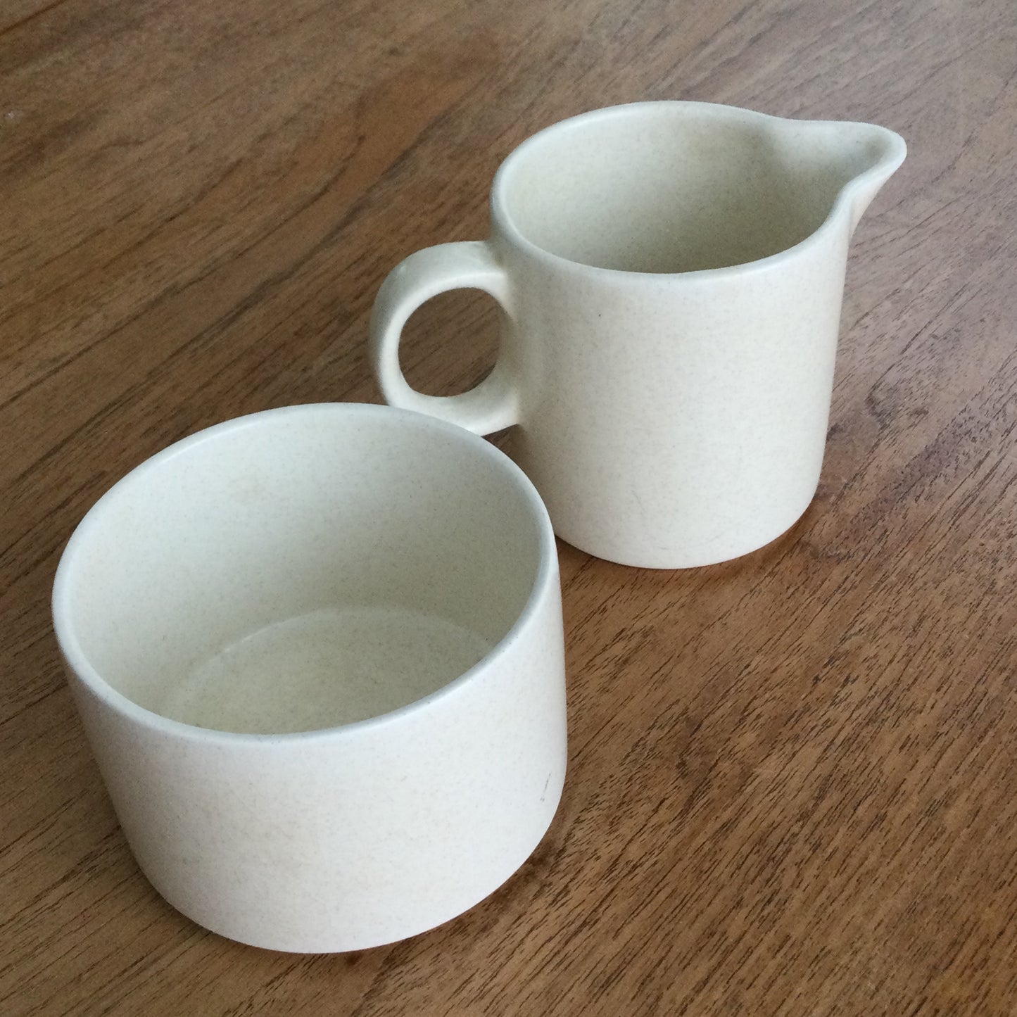Vintage Barratts Of Staffordshire Creamer / Milk Jug And Sugar Bowl Beige Retro 70s Boho