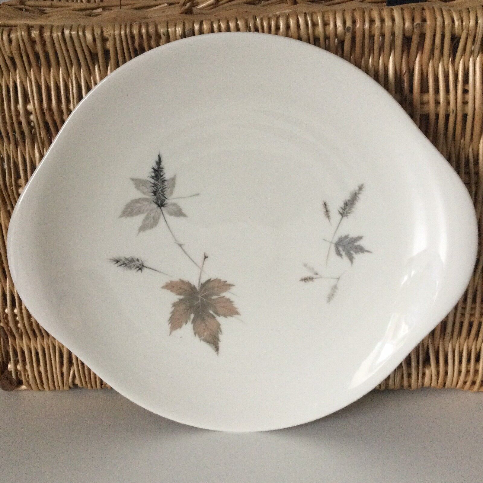 Royal doulton outlet cake plate