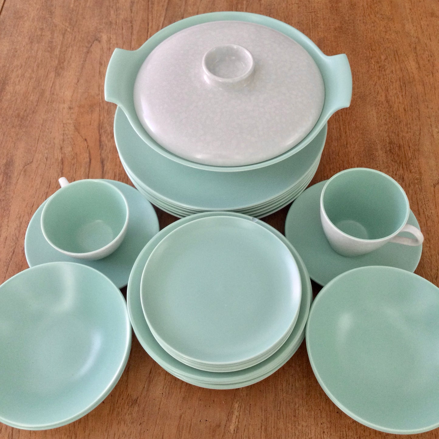 Set of 2 mid century retro cups and saucers. Ice green and seagull grey Poole Twintone.