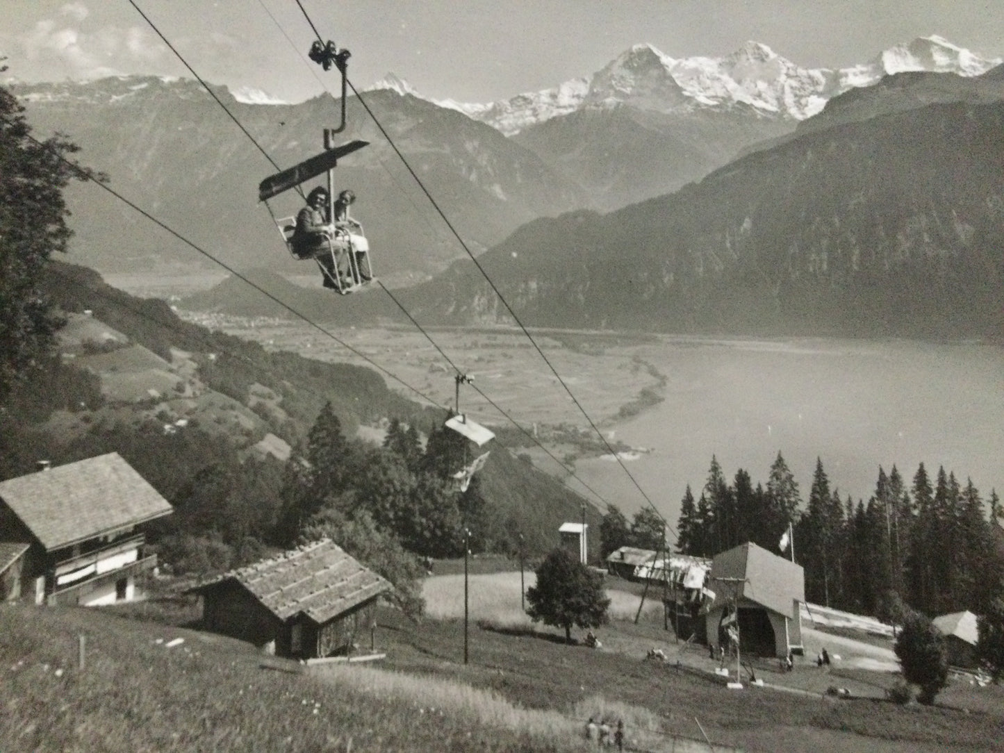 Vintage 1930s postcard b&w sportbahn Beatenberg Niederhorn SWITZERLAND ski lifts cable cars