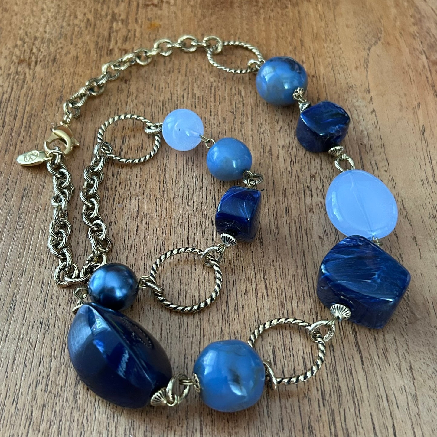 Giani Bernini Chunky Blue Bead & Gold-Tone Chain Statement Necklace – 76 cm