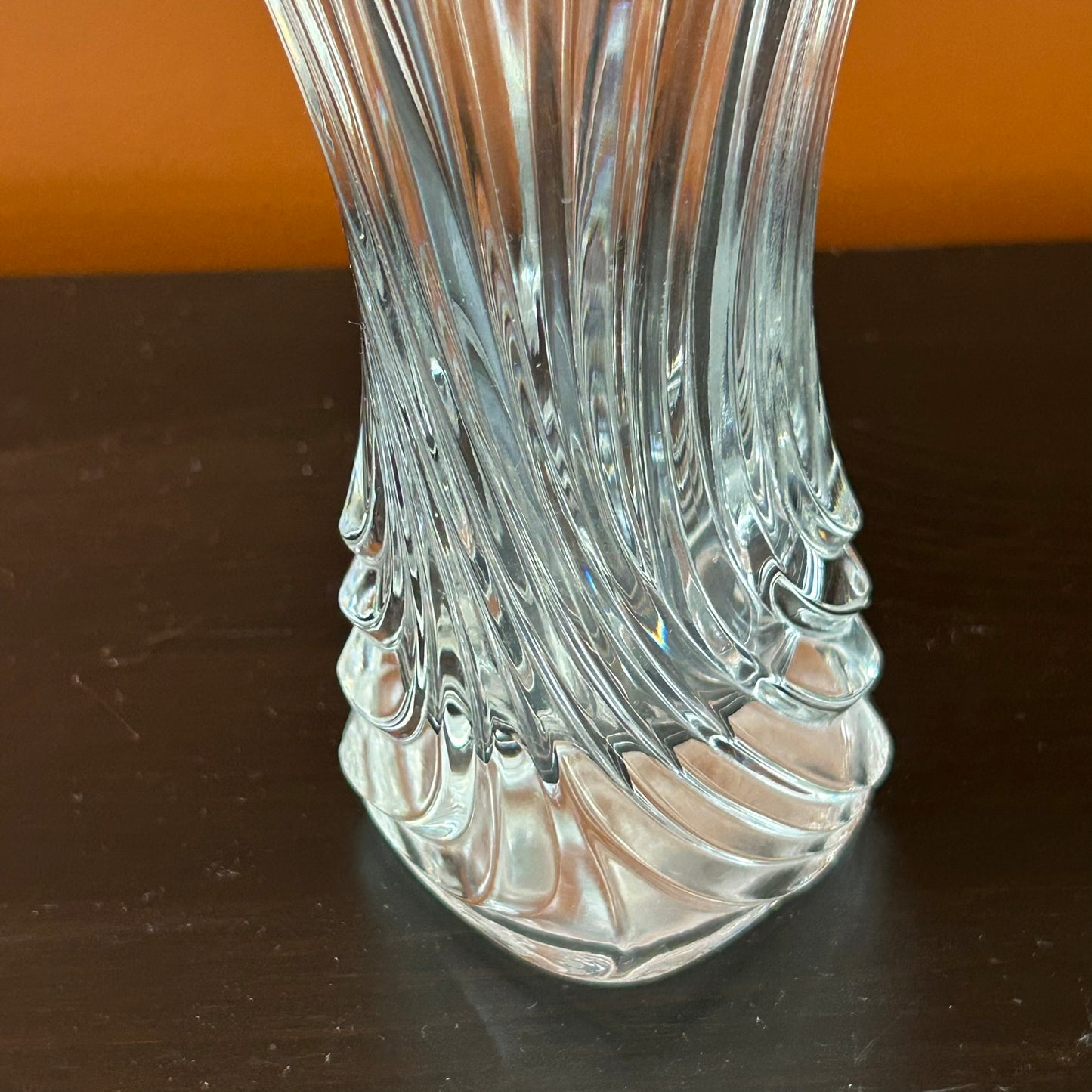 Pressed glass trumpet shape vase. Beautiful swirl design. 1950s style. Clear glass. 20.5 cm high.