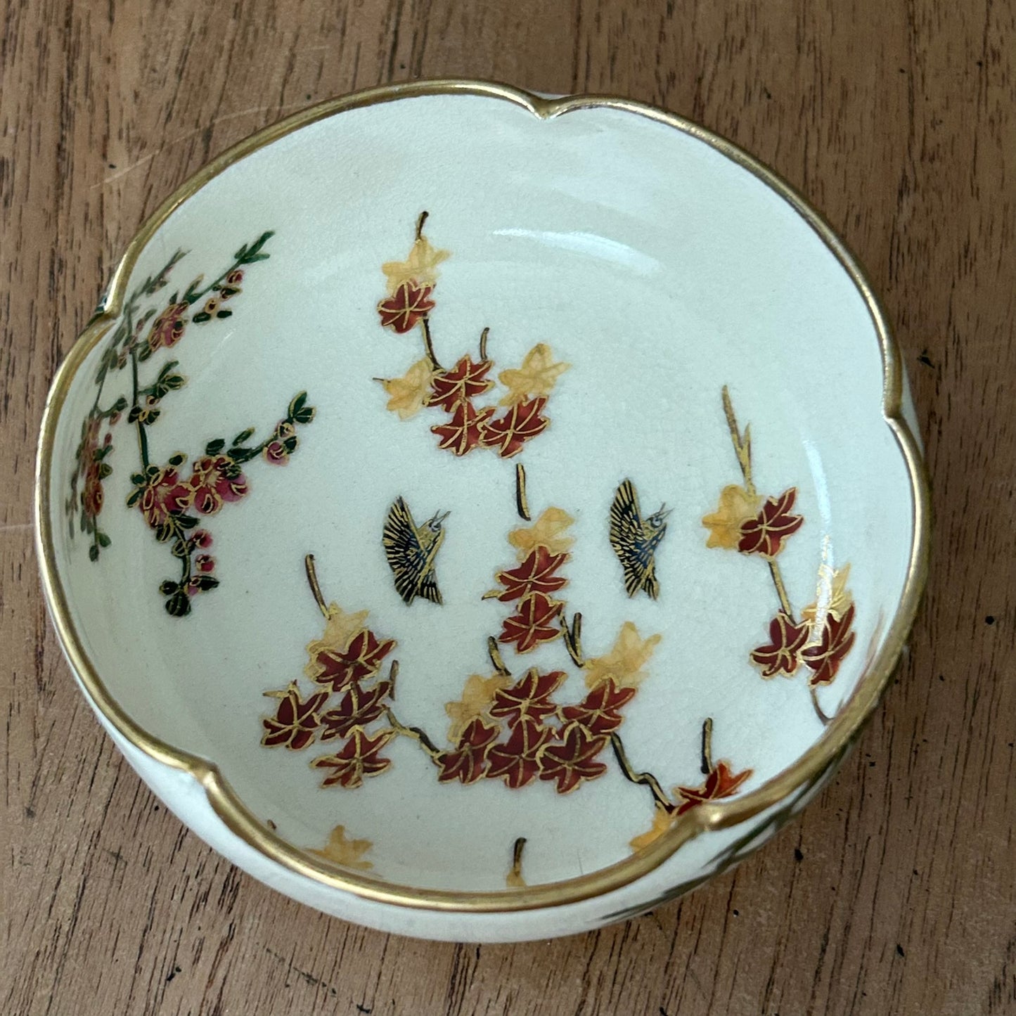 Vintage Japanese Satsuma Style Lobed Bowl / Trinket Dish – Hand-Painted & Signed. Rich Colours.