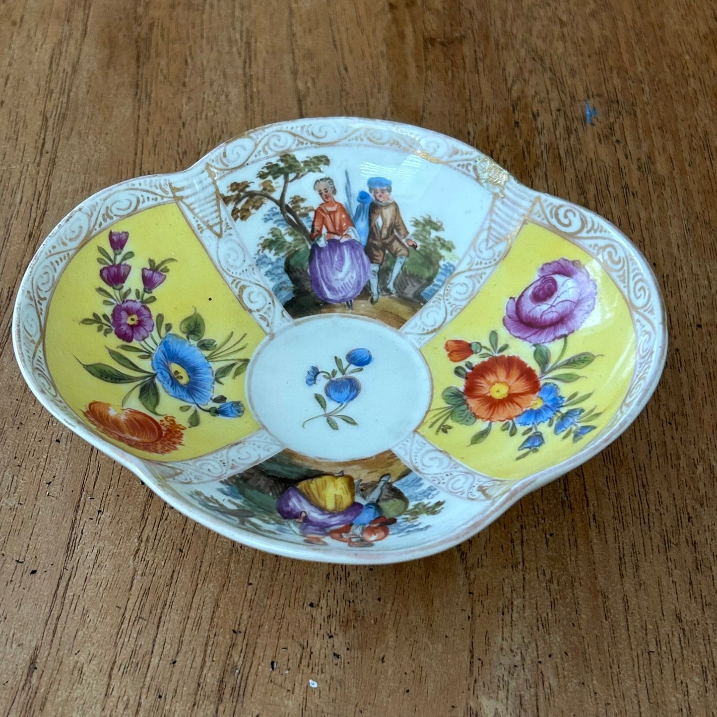 Antique Dresden Quatrefoil Trinket Dish – Late 19th Century German Porcelain. Courting Couples.
