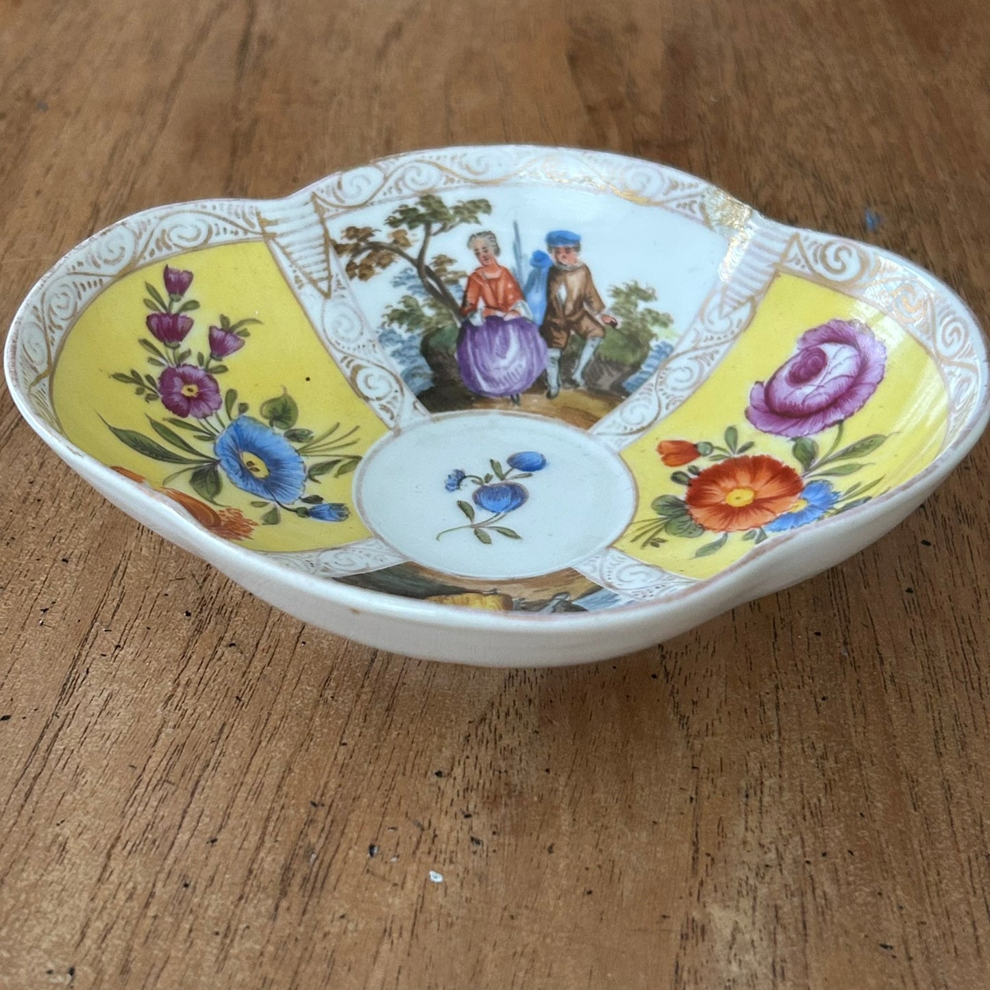 Antique Dresden Quatrefoil Trinket Dish – Late 19th Century German Porcelain. Courting Couples.