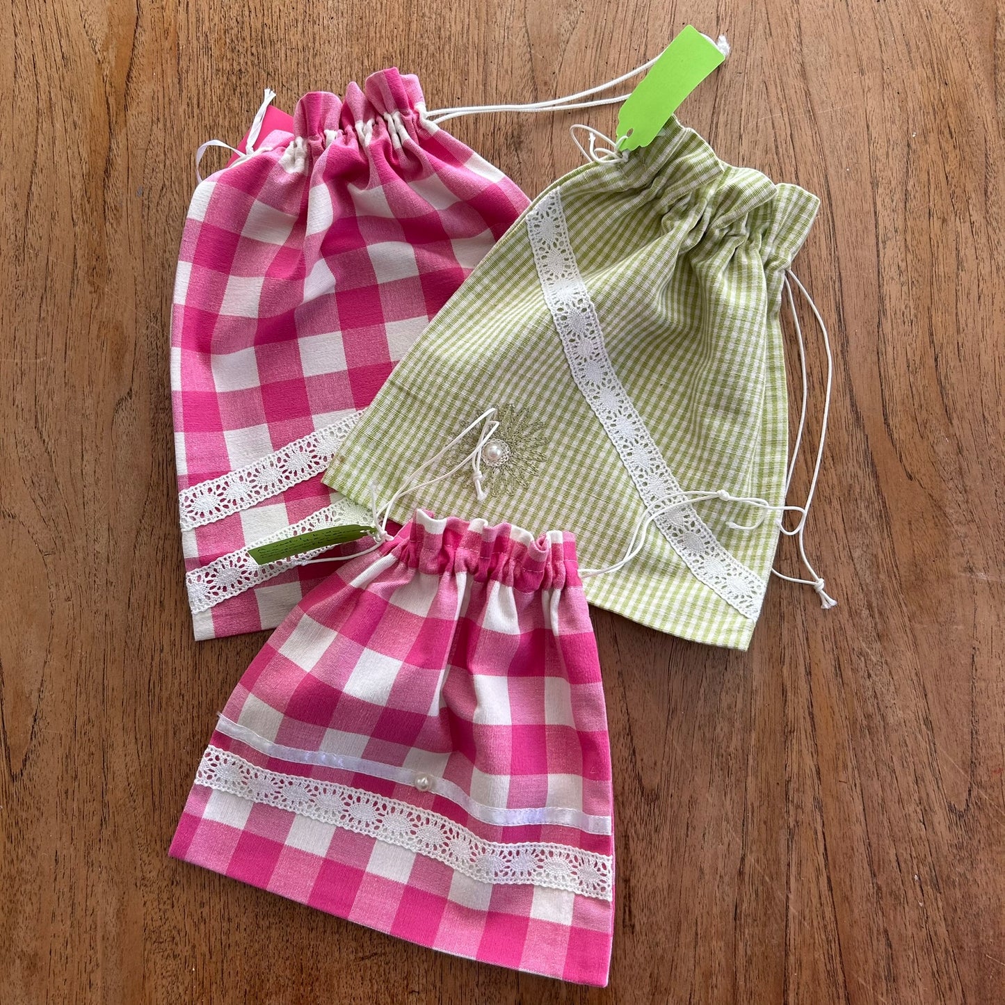 Beautiful Quality Hand Made Drawstring Gift Bags / Tidy Bags. Pink and green. Set of 3. Lace trim.