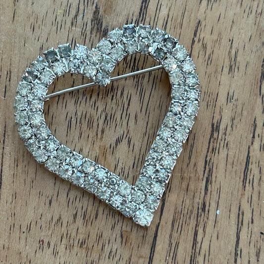 Large Heart Shape Diamante Brooch. Pretty Valentines Gift. Statement brooch.