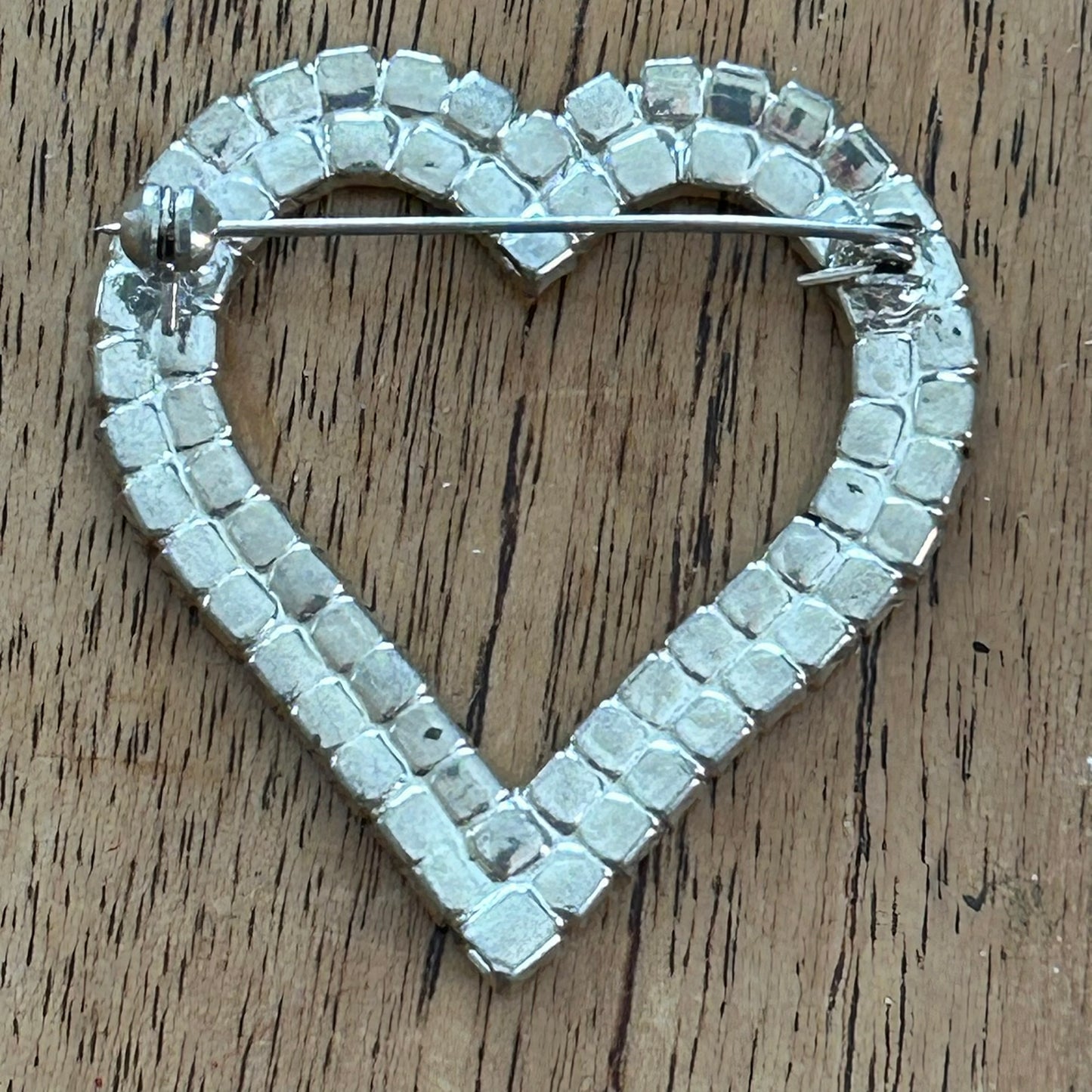 Large Heart Shape Diamante Brooch. Pretty Valentines Gift. Statement brooch.