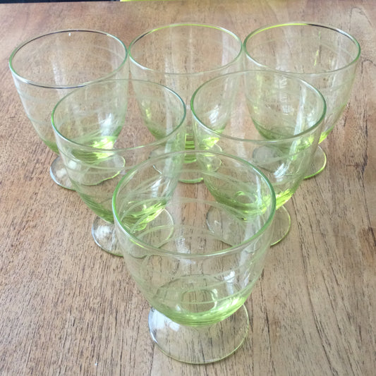 Set of 6 quality lime green swirl pattern footed sundae / ice cream dishes. Also great for summer cocktails.