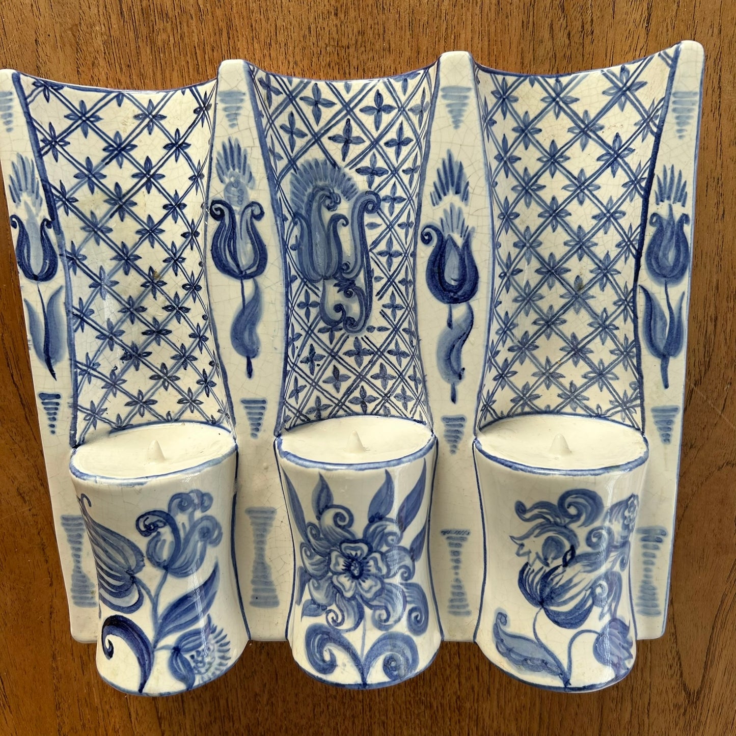 Vintage Blue & White Ceramic Wall Sconce Candle Holder – Hand-Painted Dutch / Delft Style