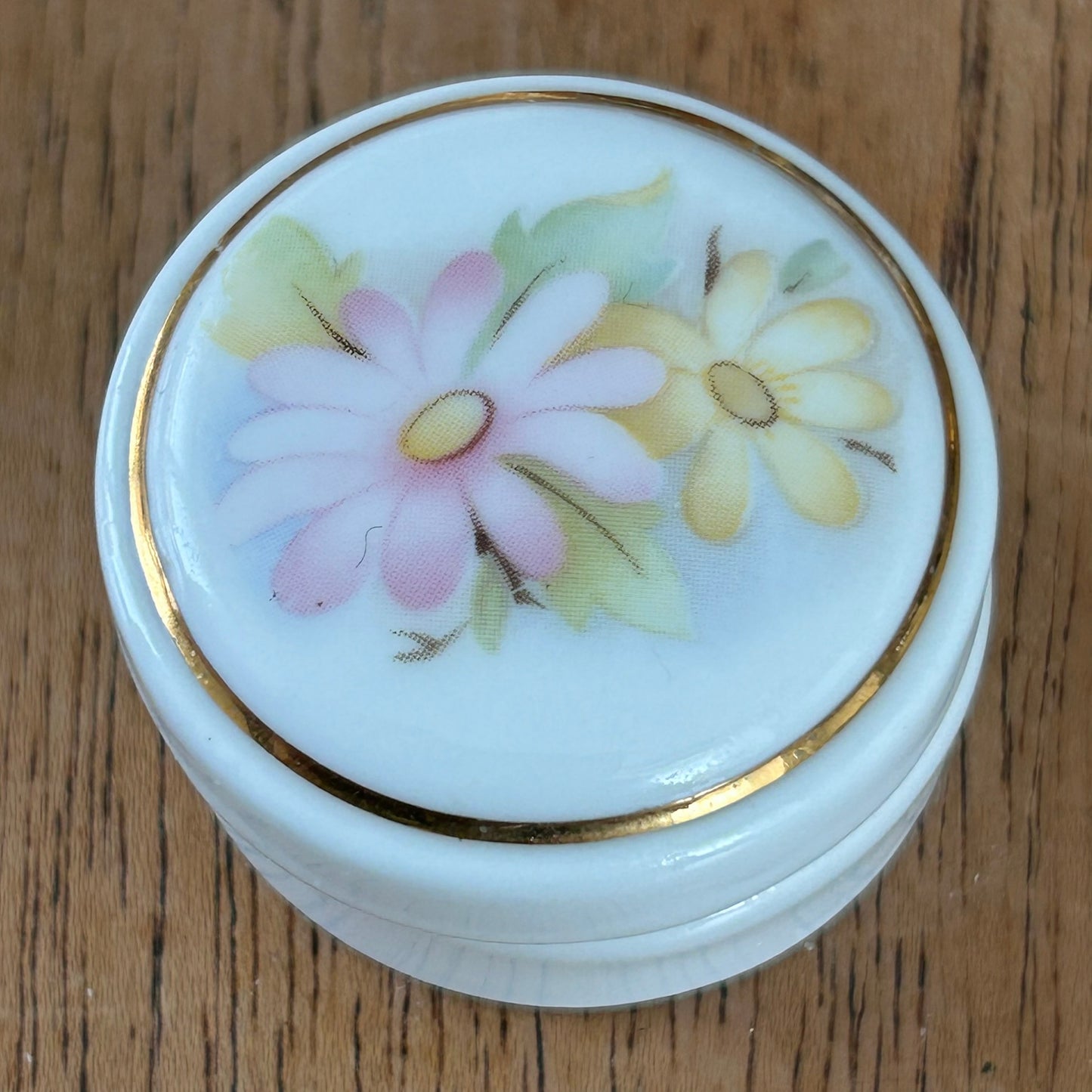 Vintage Aston Fine English Bone China Pill Box – Pretty pastel flowers - Pink and yellow on classic white china