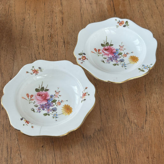 2 x Royal Crown Derby 'Posies' Ashtrays / Trinket Dishes – Vintage Bone China - Floral spray design