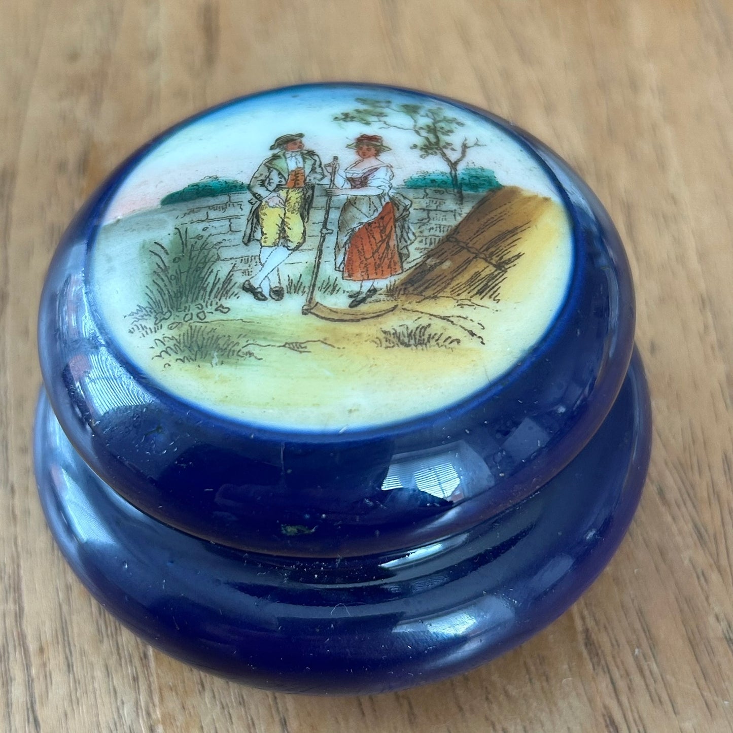 Antique 19th Century Hand-Painted Porcelain Trinket / Pill Box – Limoges Style – French Pastoral Scene