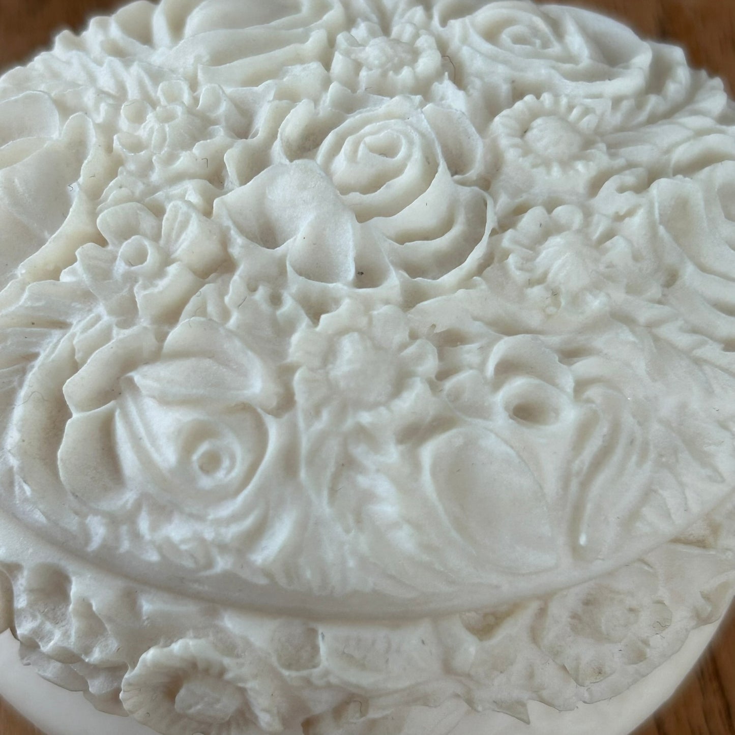 Vintage cream resin carved trinket box / pot - oval shape with rose design -