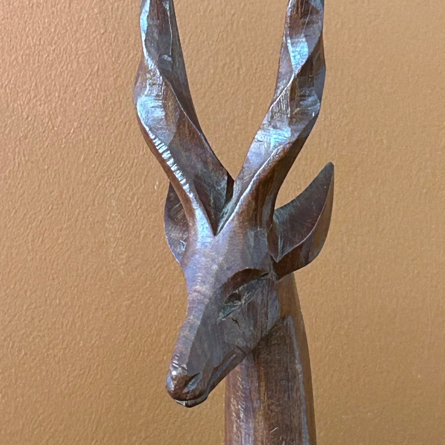 Mid Century Wooden Carved African Antelope / Gazelle. Retro ornament. 50s 60s 70s. 34.5 cm high.