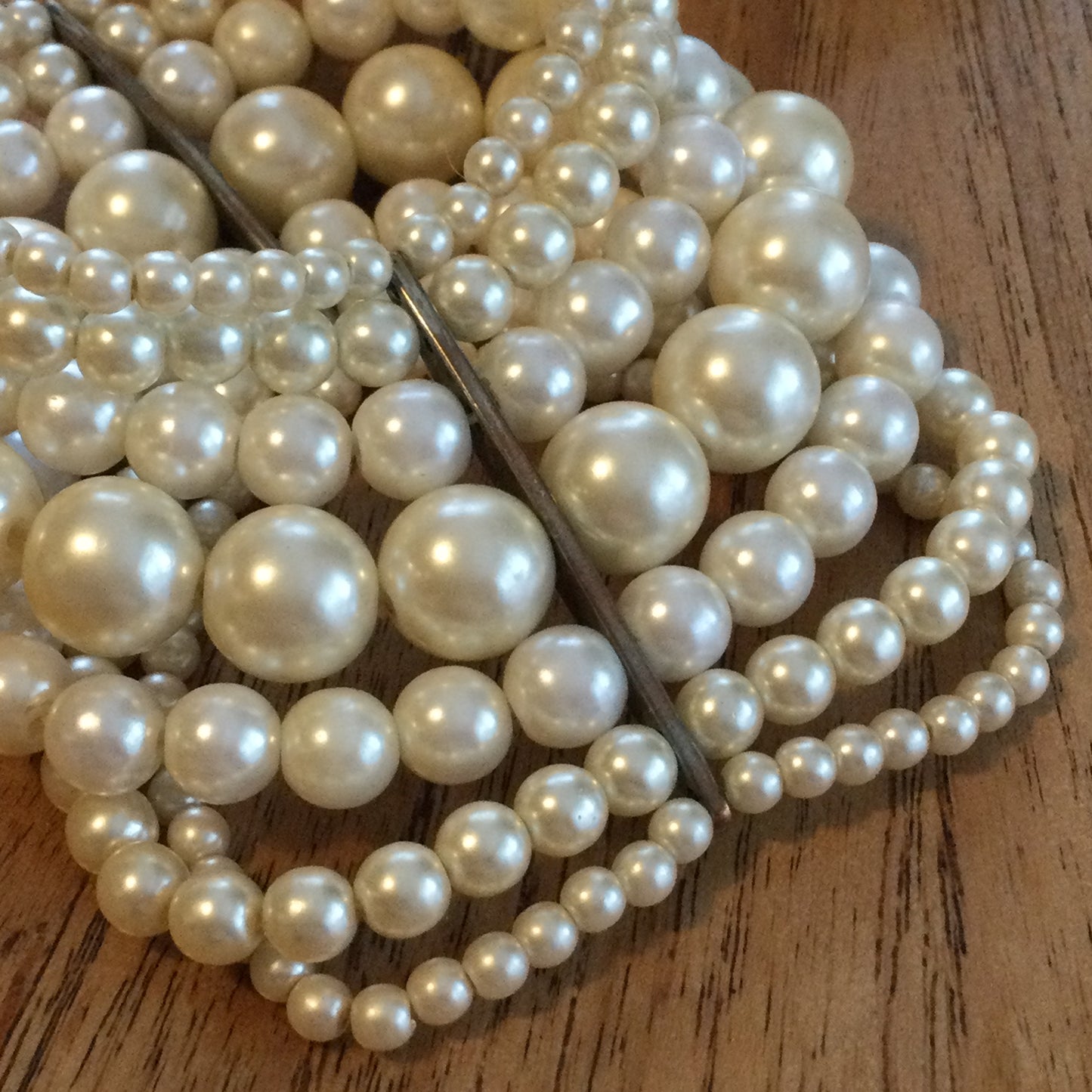 Simulated / Faux Pearl Wide 7-Strand Expanding Bracelet – Sophisticated Party / Goth / Victoriana Style – Preloved, Comes in Linen Drawstring Bag