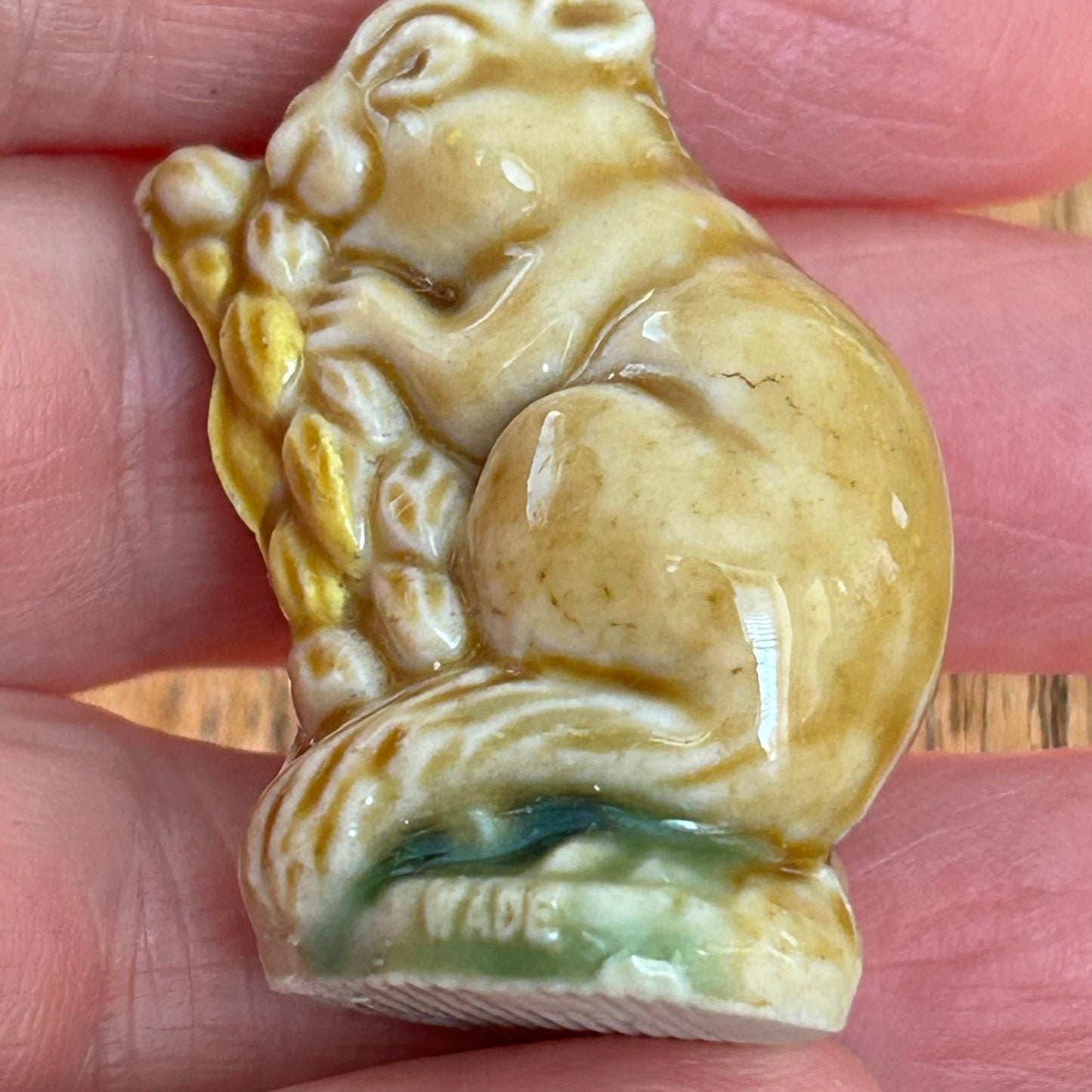 Wade Whimsie Field Mouse - Tiny Ornament Ceramic Cute Retro Vintage - 1980s