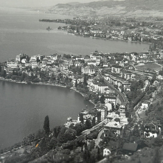 Vintage Postcard 1930s - 1933 - SWITZERLAND - View of Montreux coastline- Black and white