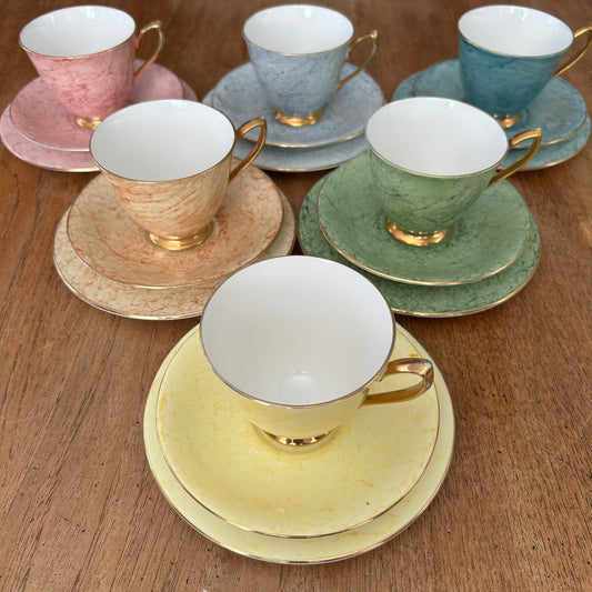 Vintage Royal Albert Gossamer 18-Piece Tea Set – Harlequin Colours (6 Trios) - Rainbow Colours