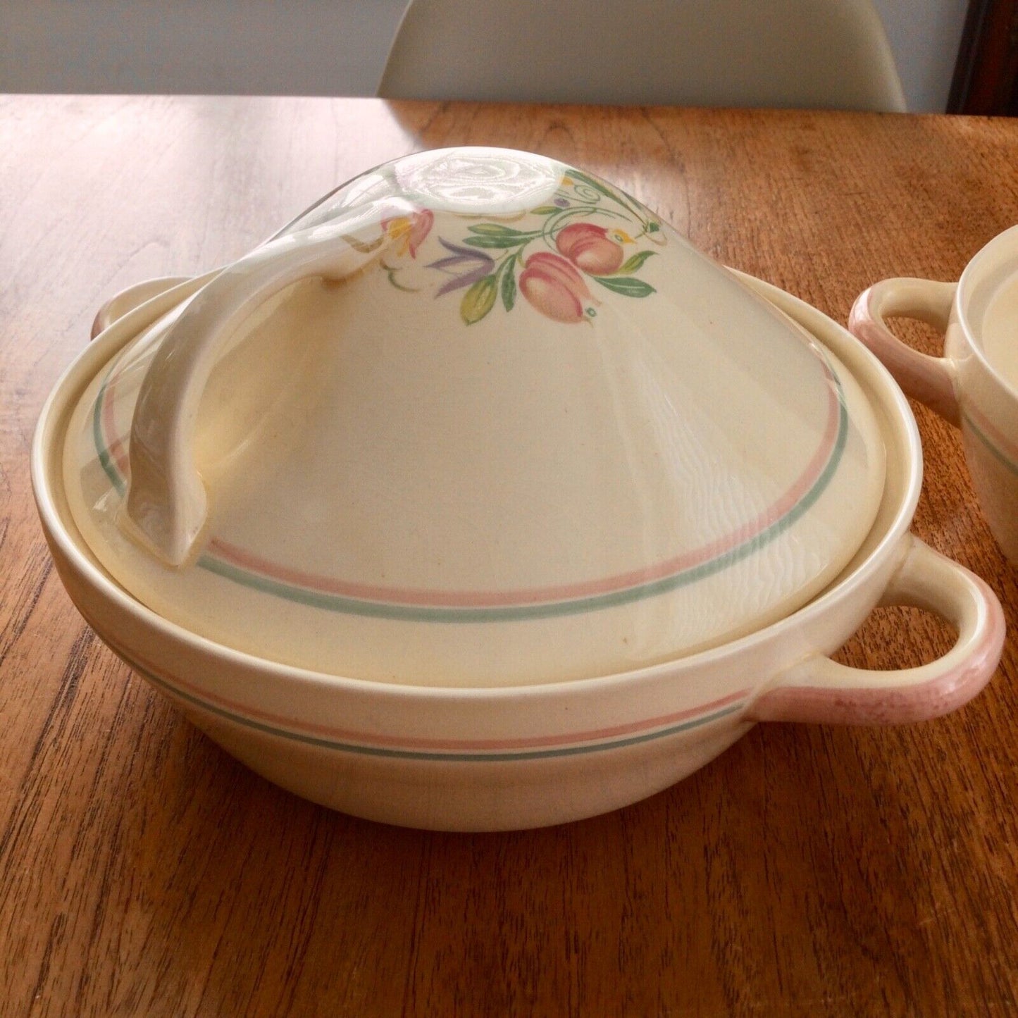 Susie Cooper Dresden Spray pair of tureens, one with lid. 1930s pastel floral. Spring / summer dining.