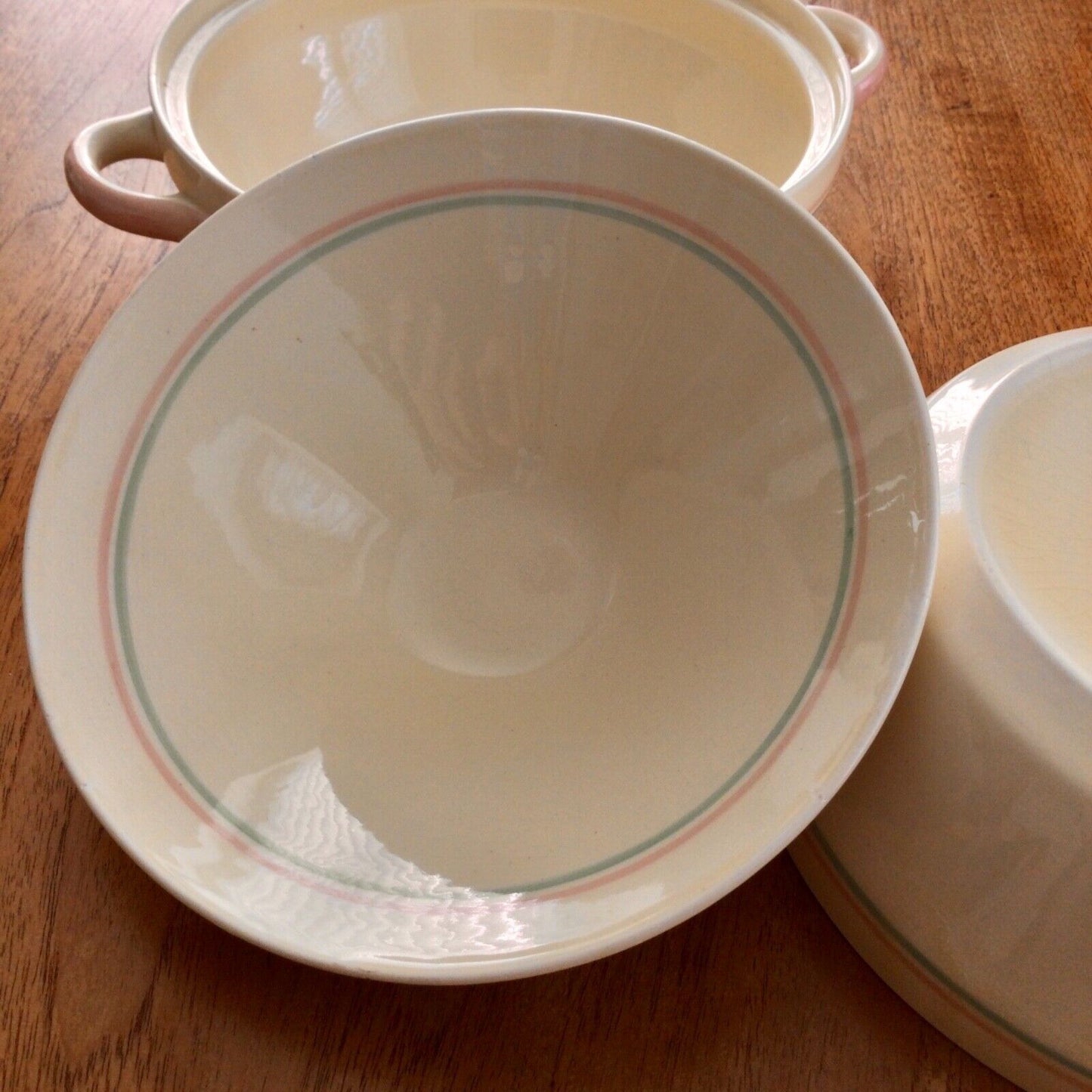 Susie Cooper Dresden Spray pair of tureens, one with lid. 1930s pastel floral. Spring / summer dining.