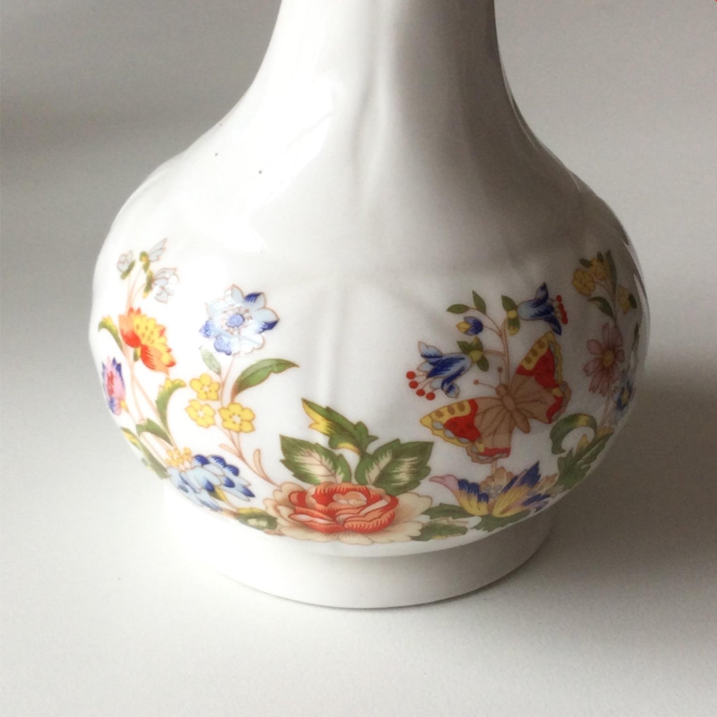 Vintage Aynsley China Bud Vase Floral 'Cottage Garden' design. Butterflies, flowers.